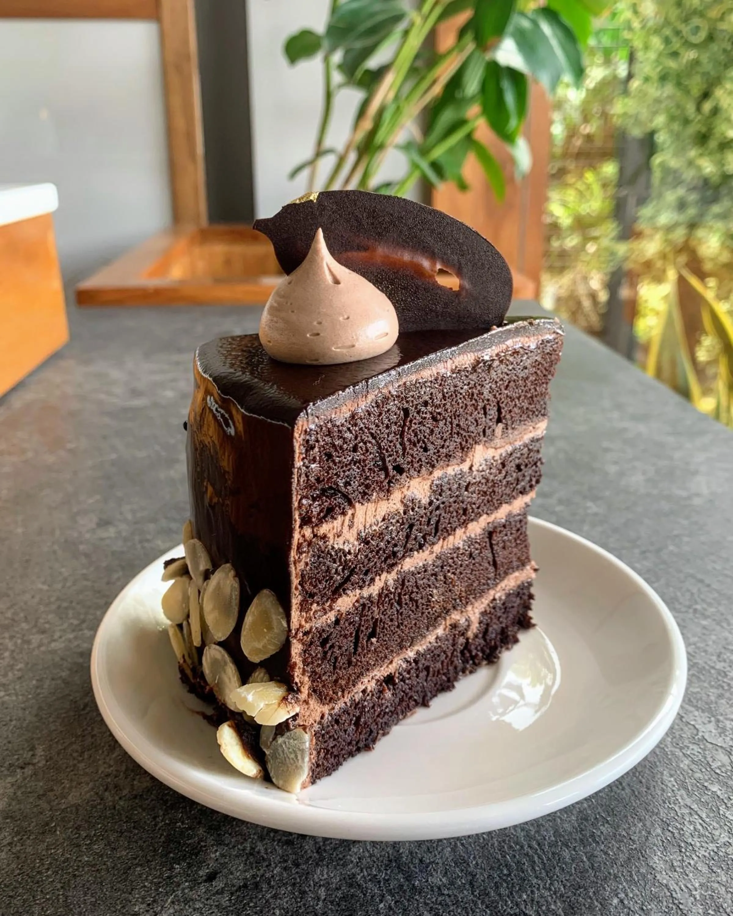 Restaurant/places to eat in Madonna Hometel and Suites New Pandan