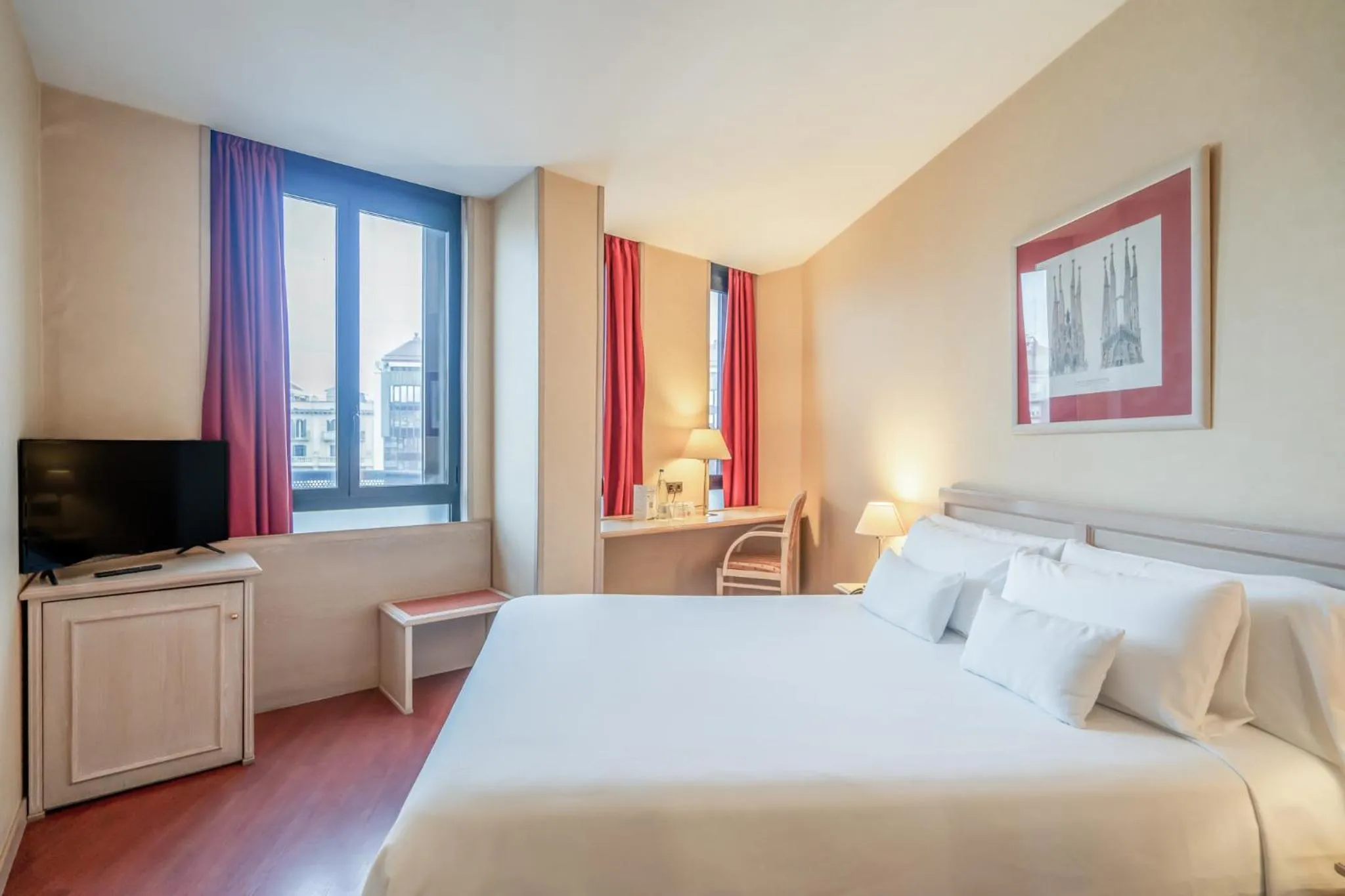 Bed in Sunotel Junior