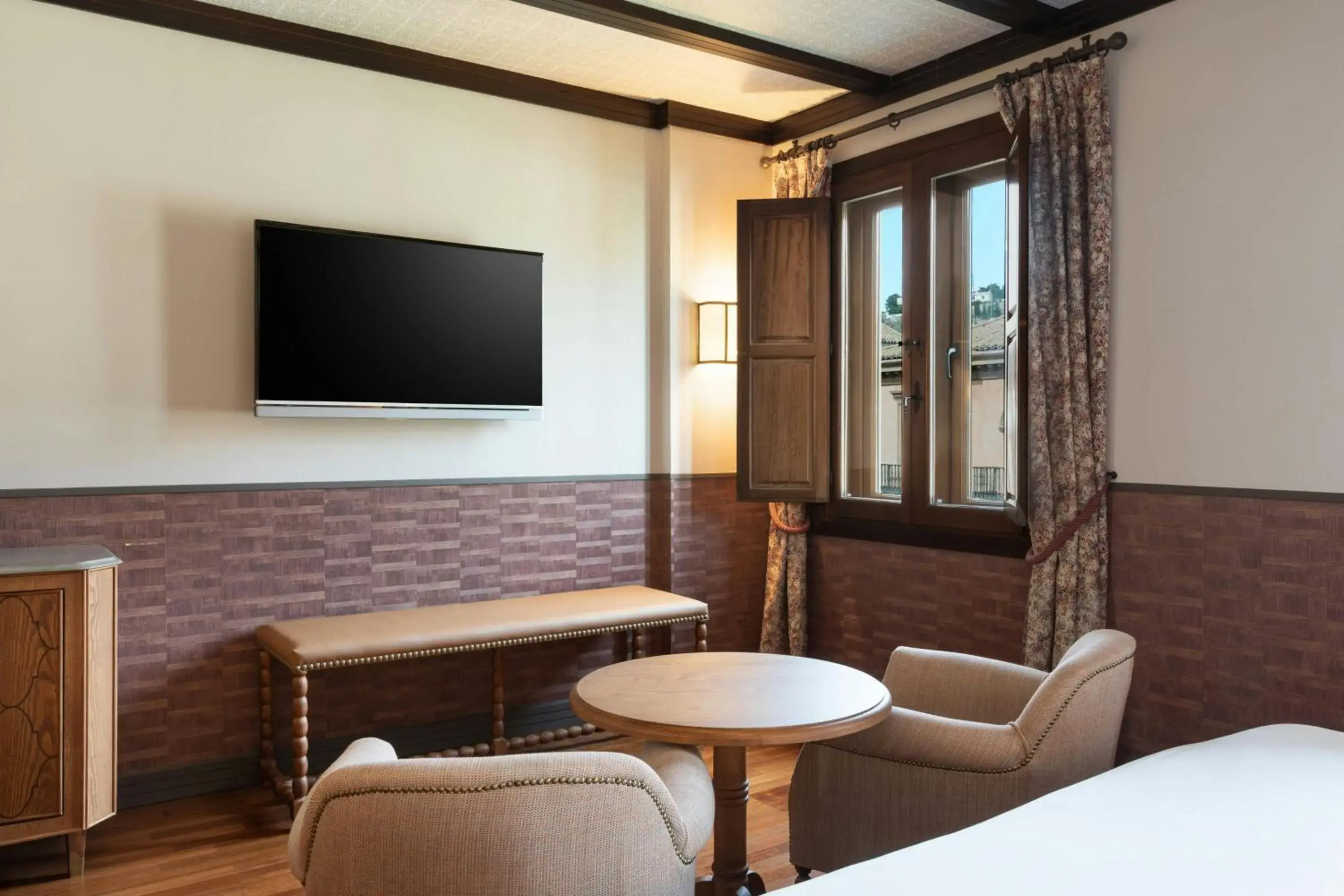 Photo of the whole room in Hotel Palacio de Santa Paula, Autograph Collection Photo of the whole room in Hotel Palacio de Santa Paula, Autograph Collection