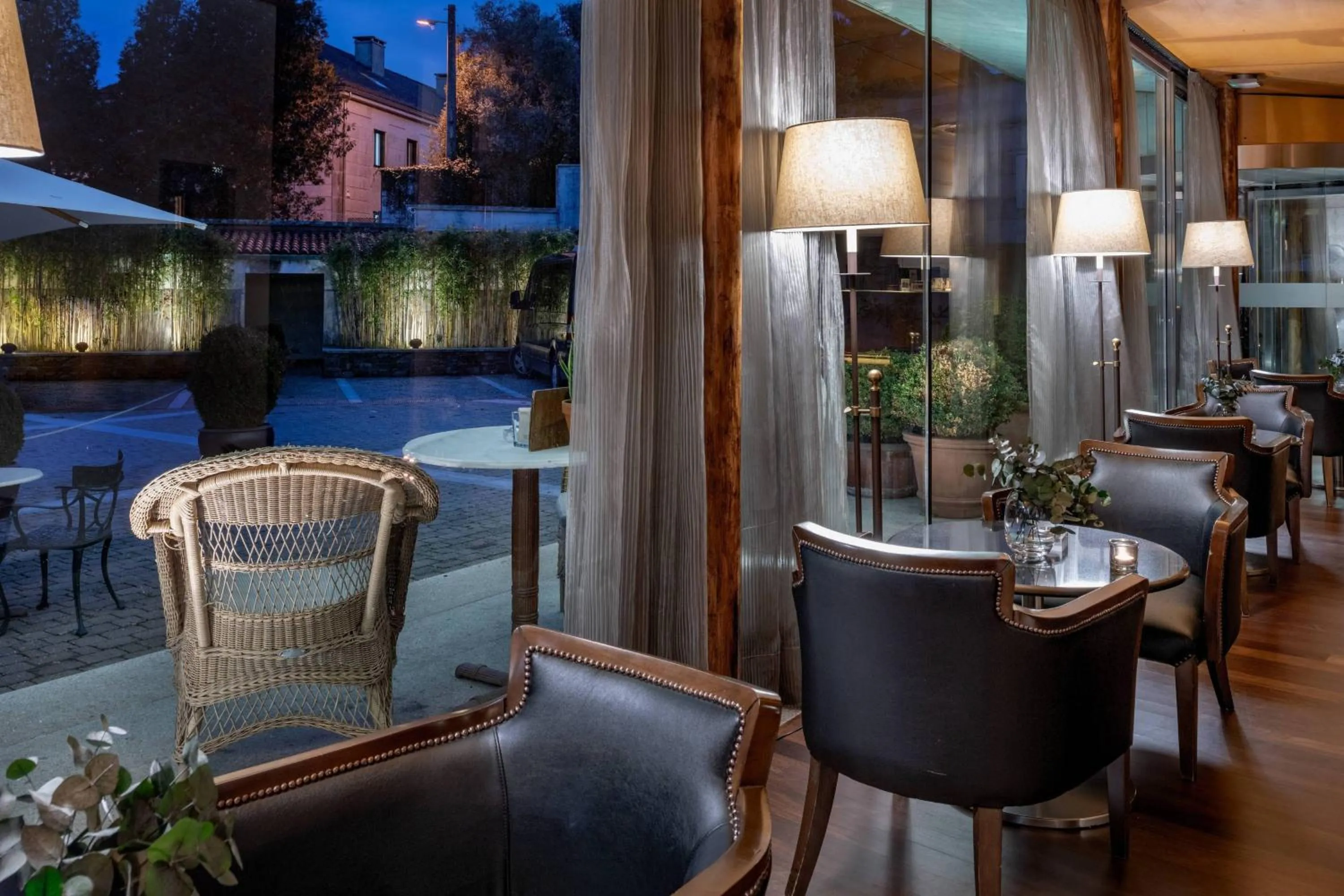 Lounge or bar in Hotel Palacio del Carmen, Autograph Collection