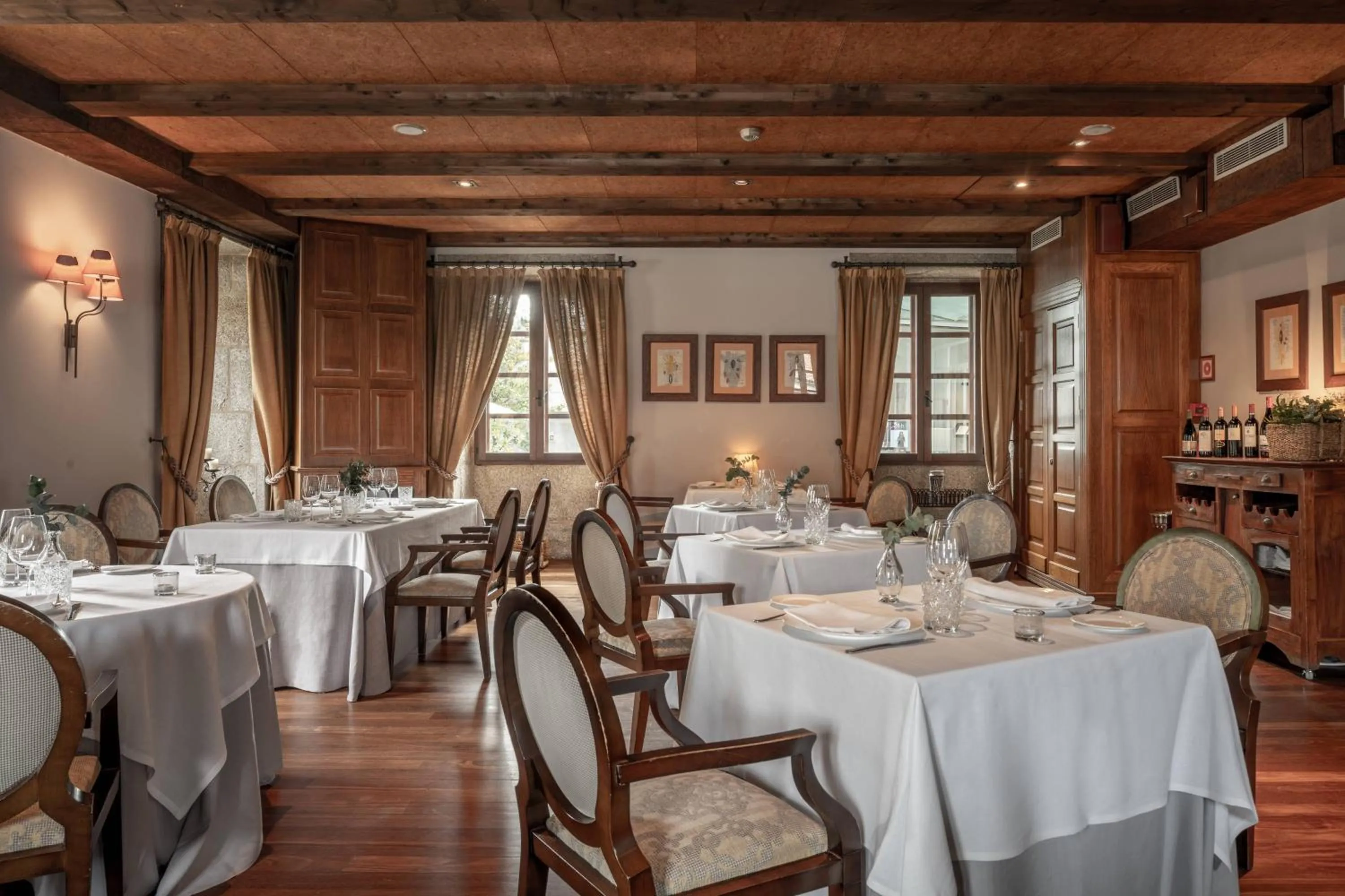 Restaurant/places to eat in Hotel Palacio del Carmen, Autograph Collection