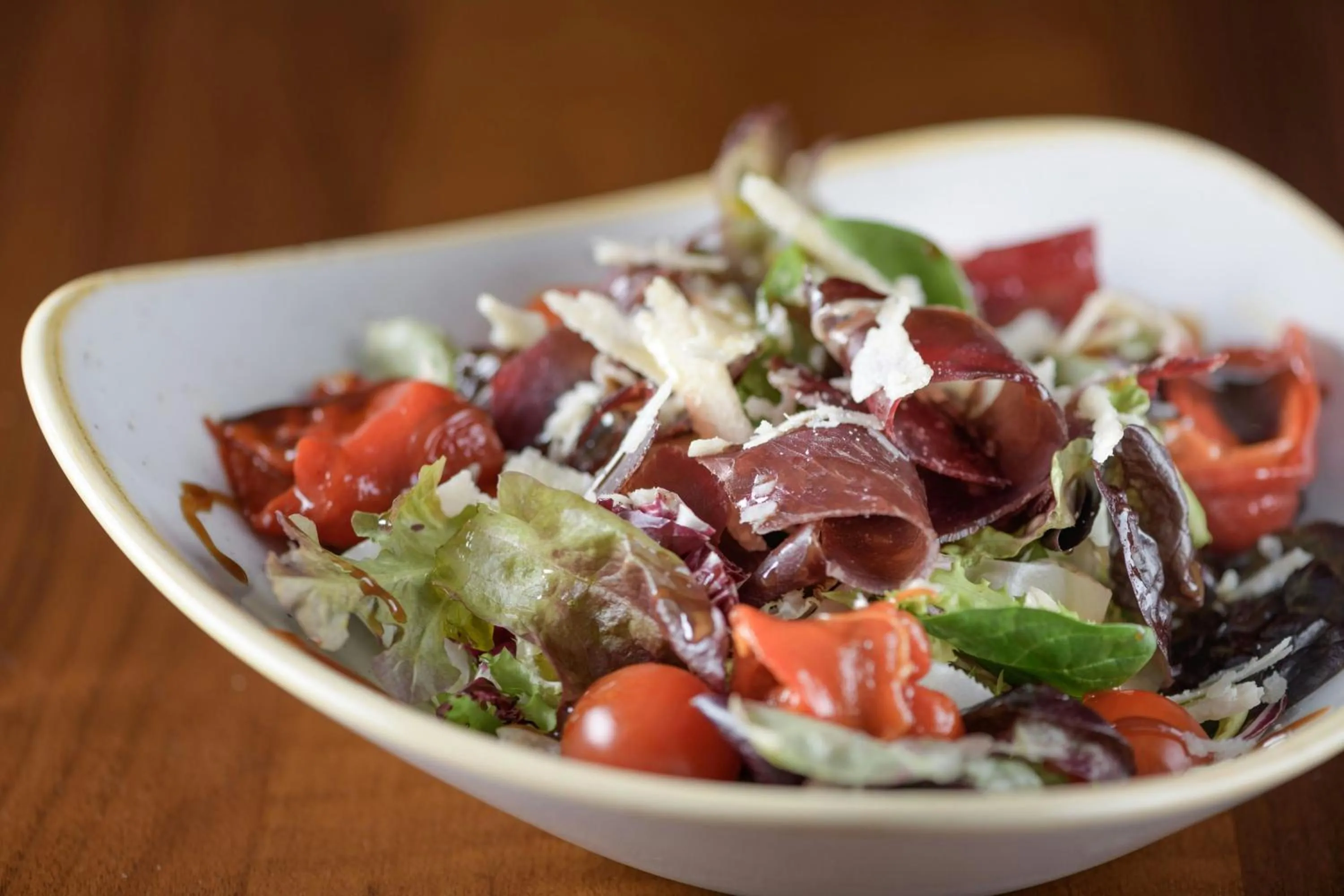 Lounge or bar in AC Hotel León San Antonio by Marriott