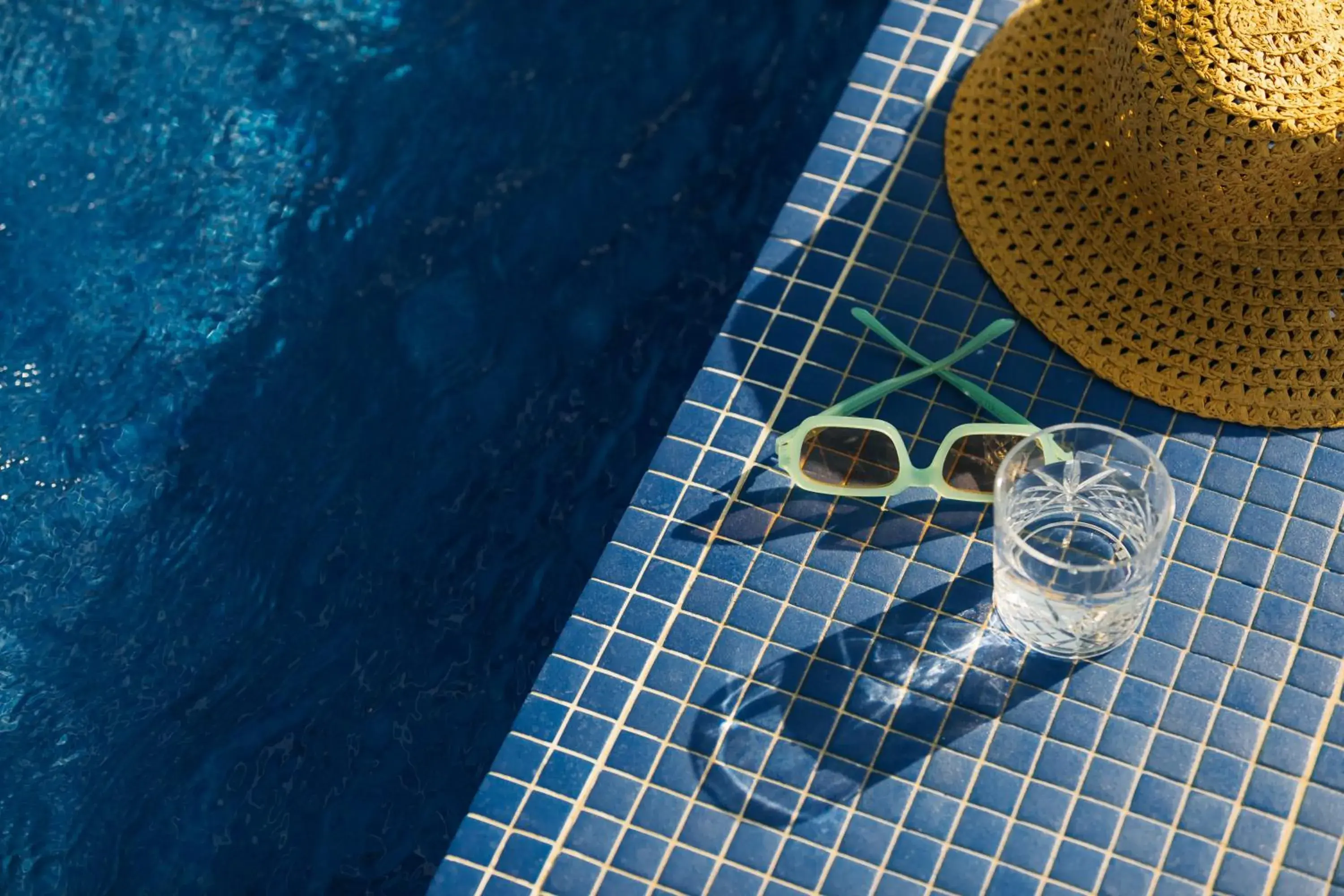 Swimming pool in The Social Hub Barcelona Poblenou Swimming pool in The Social Hub Barcelona Poblenou