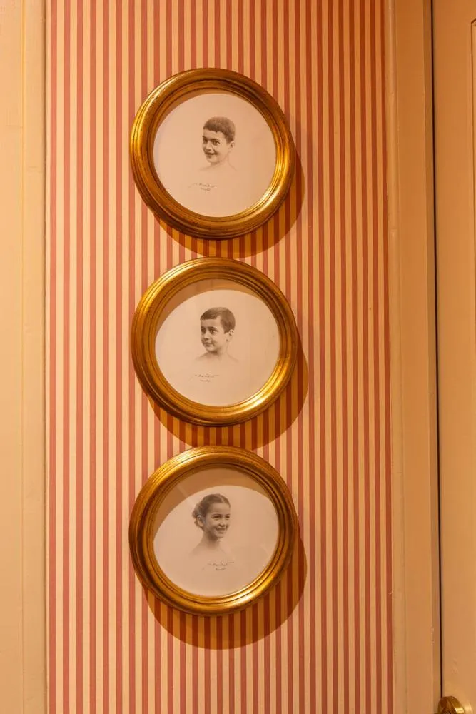 Au 16 Place Saint Louis