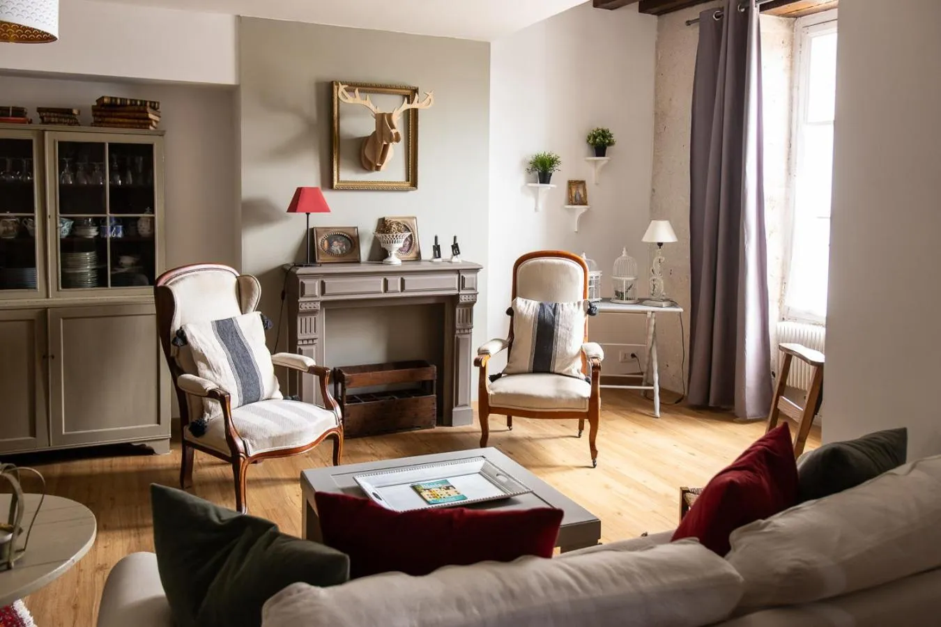 Au 16 Place Saint Louis