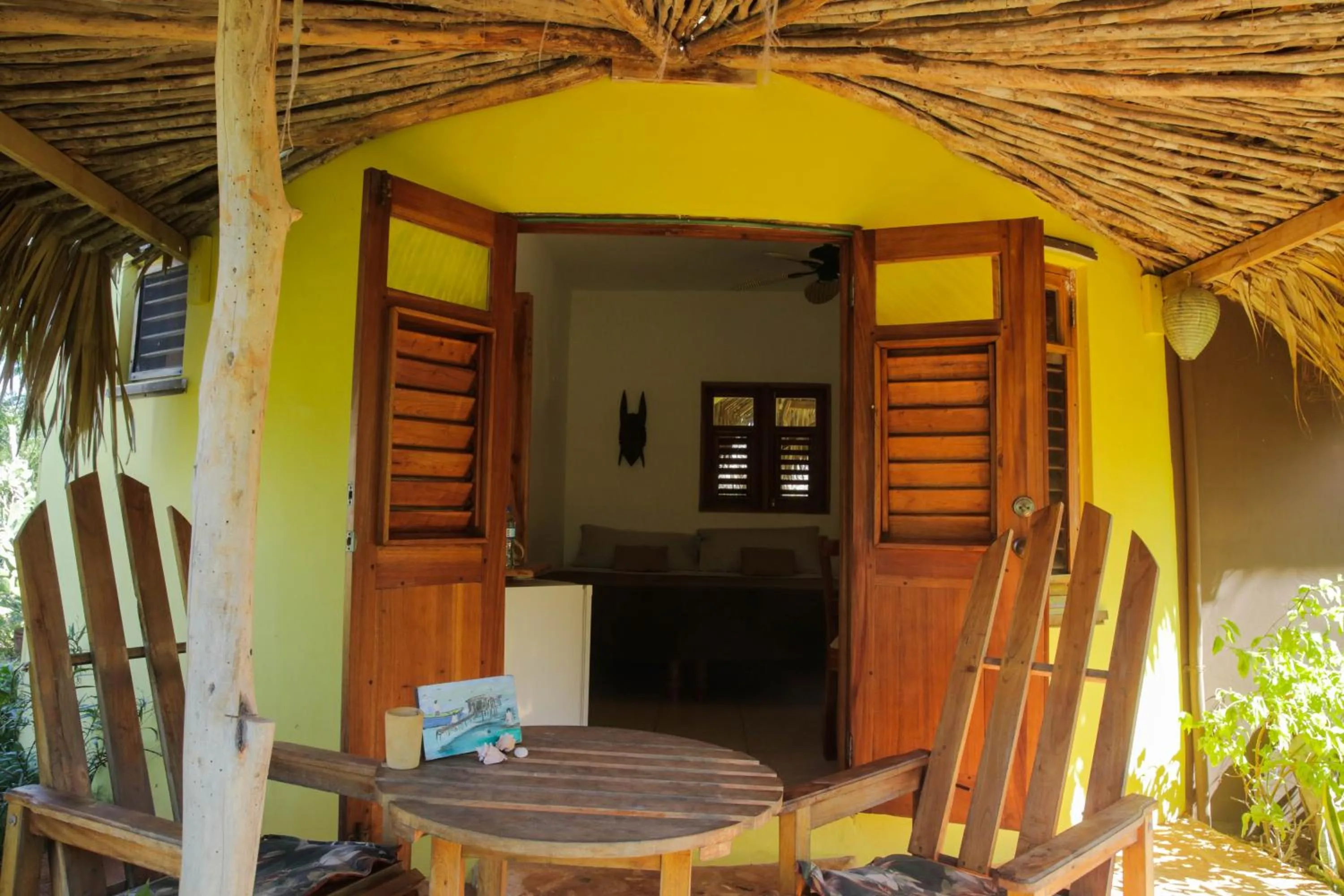 Garden in KuDehya Guesthouse