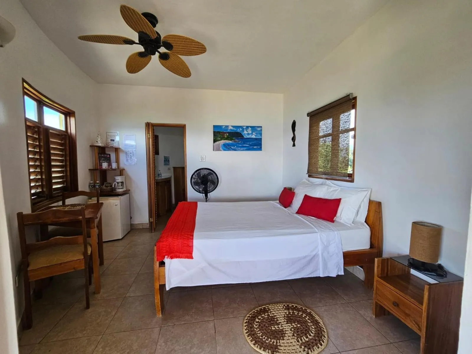 Photo of the whole room in KuDehya Guesthouse