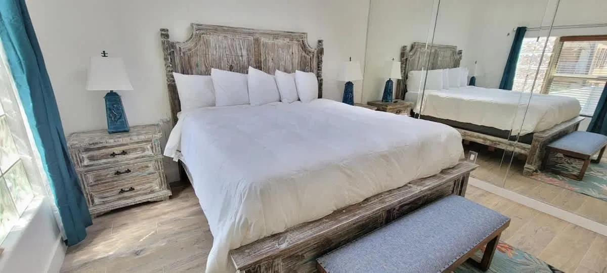 Bed in Bahama Mama House
