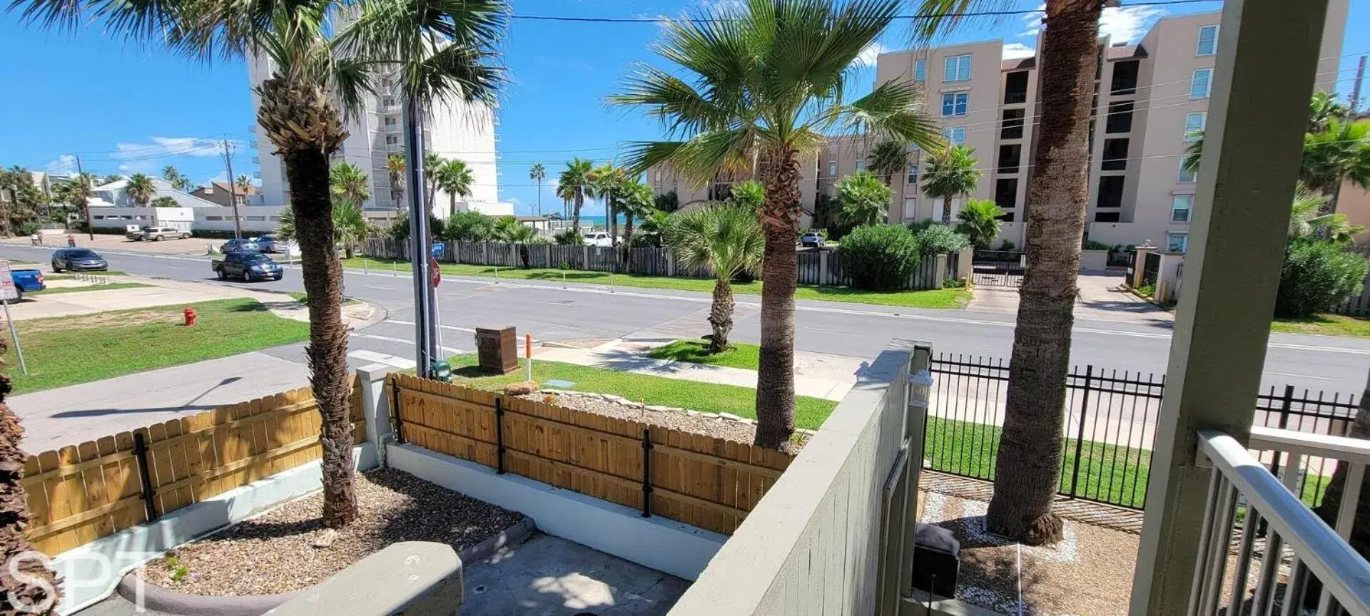 Bahama Mama House Bahama Mama House