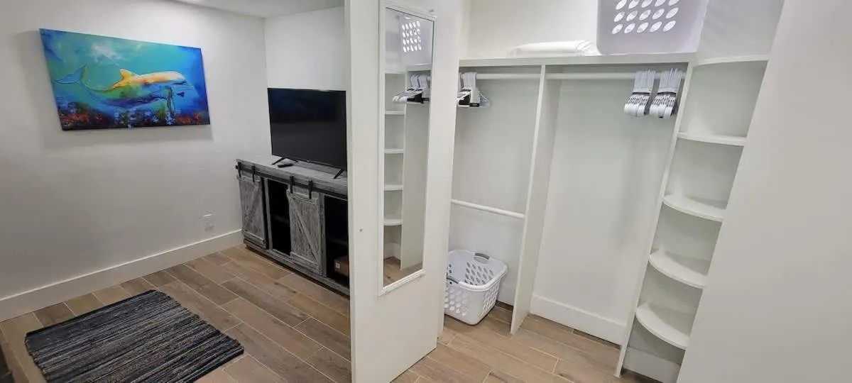 Bed in Bahama Mama House