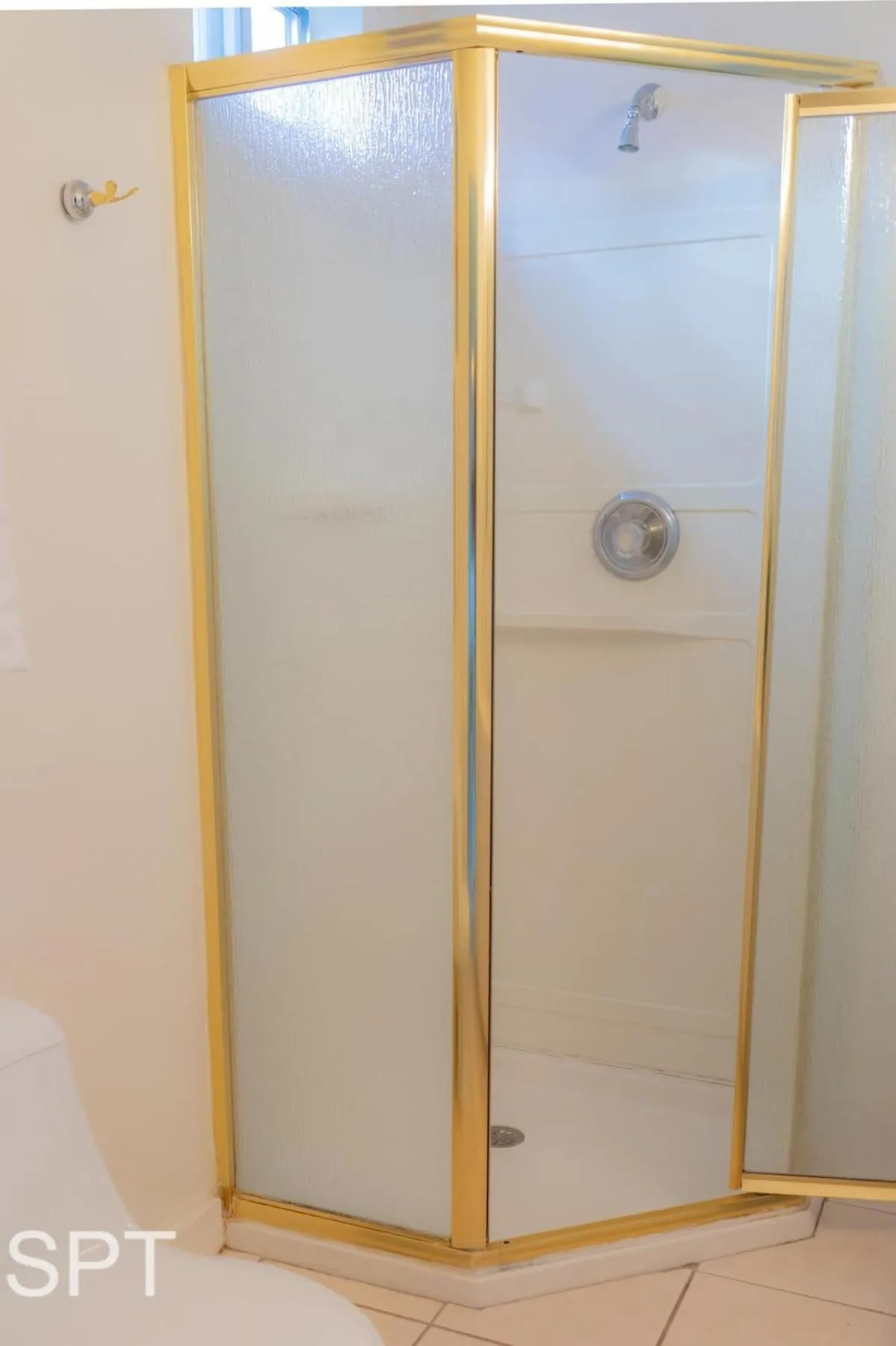 Bathroom in Caribbean Vibes House