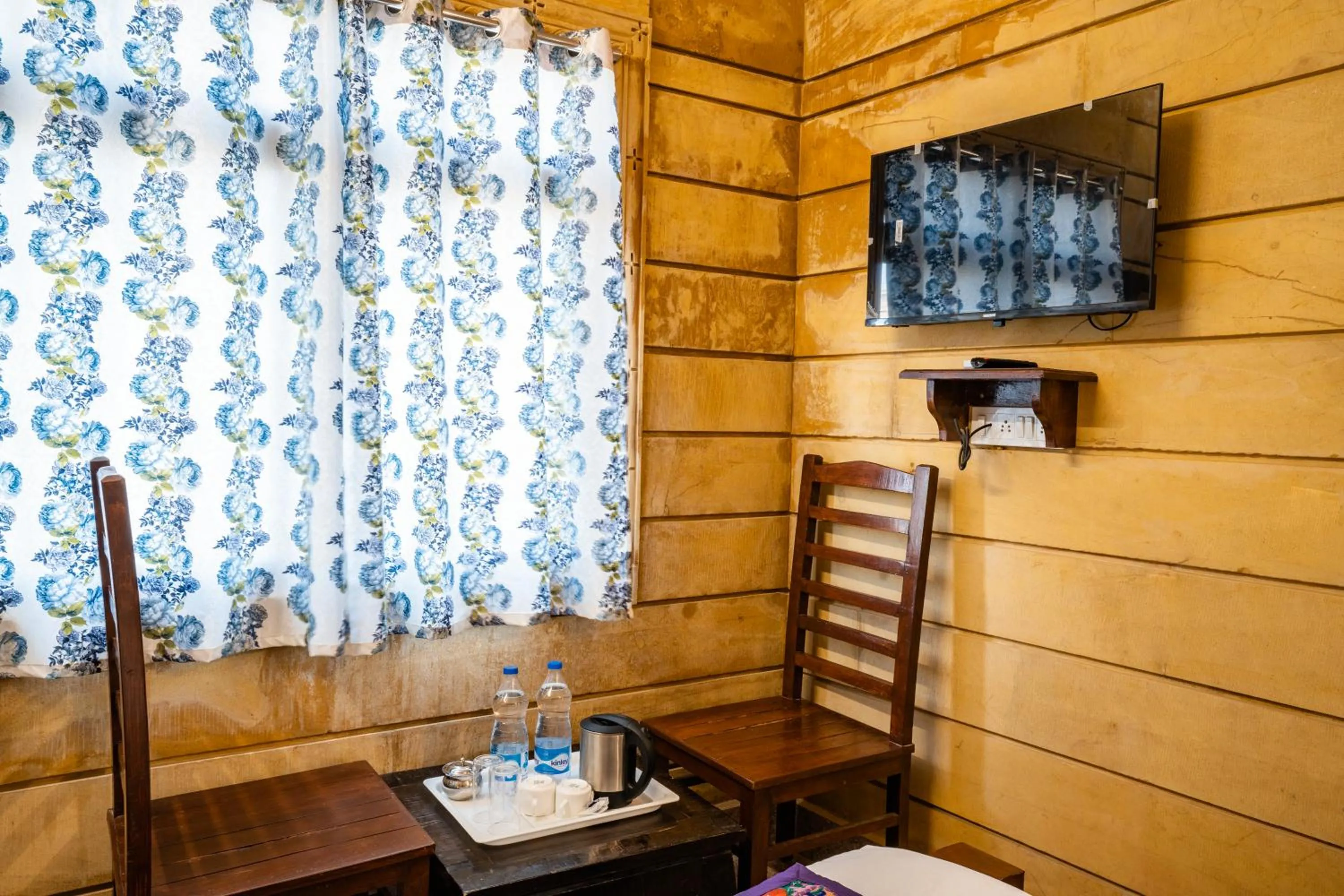 Staff in Relax Inn Jaisalmer