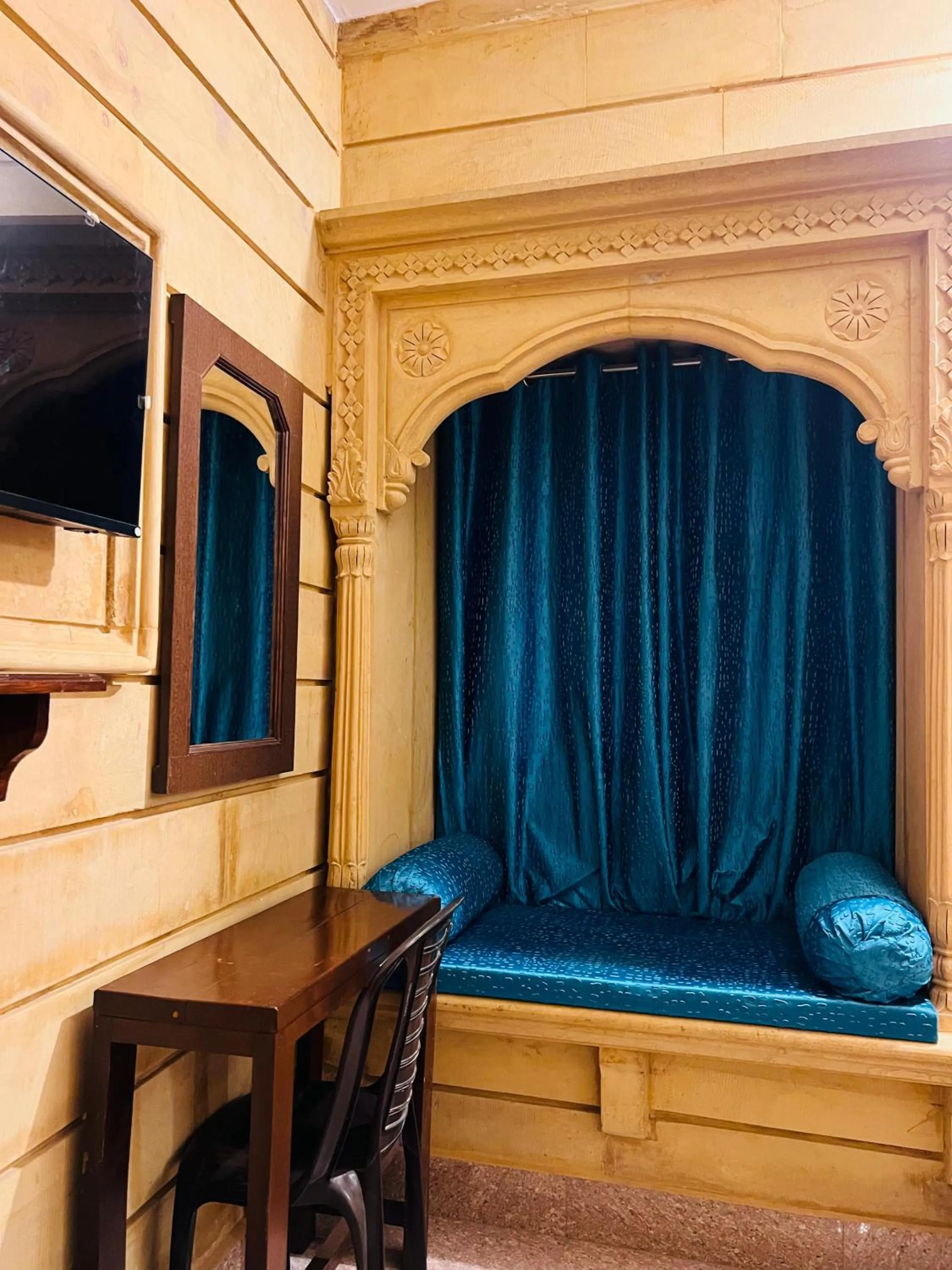 TV and multimedia in Relax Inn Jaisalmer