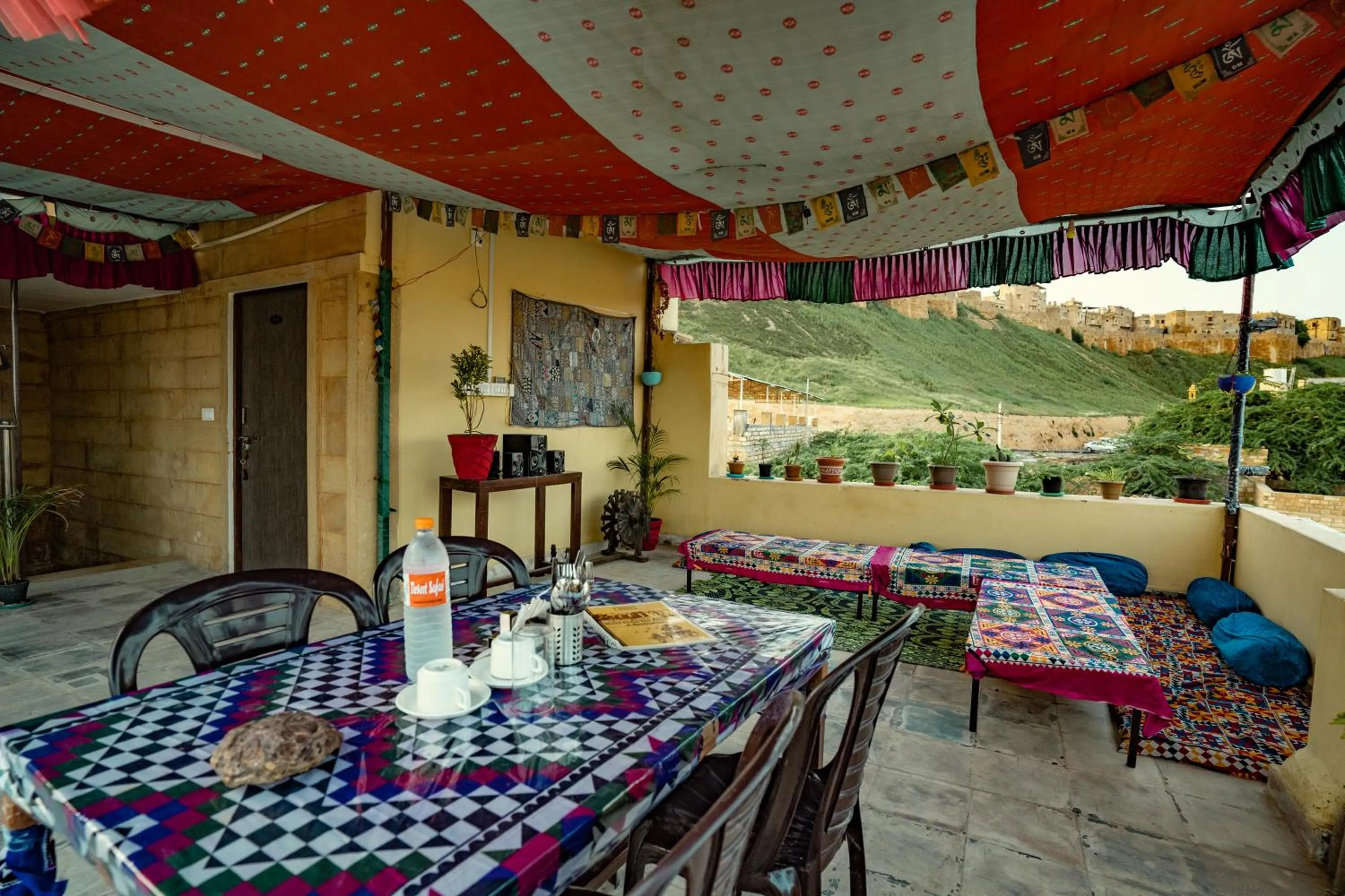 Restaurant/places to eat in Relax Inn Jaisalmer