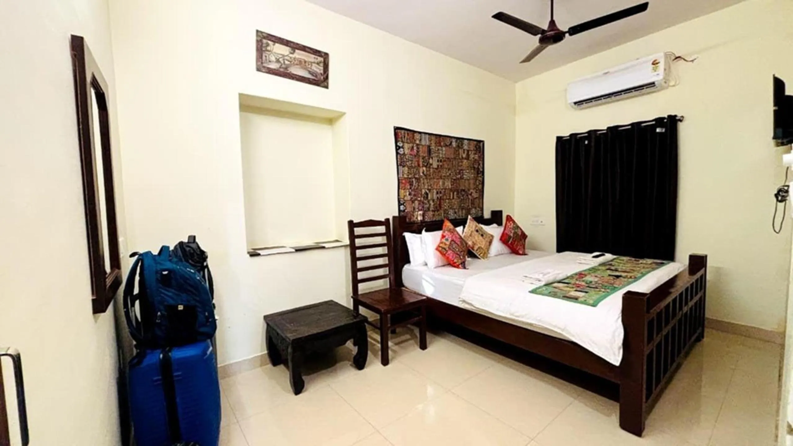 Bed in Relax Inn Jaisalmer