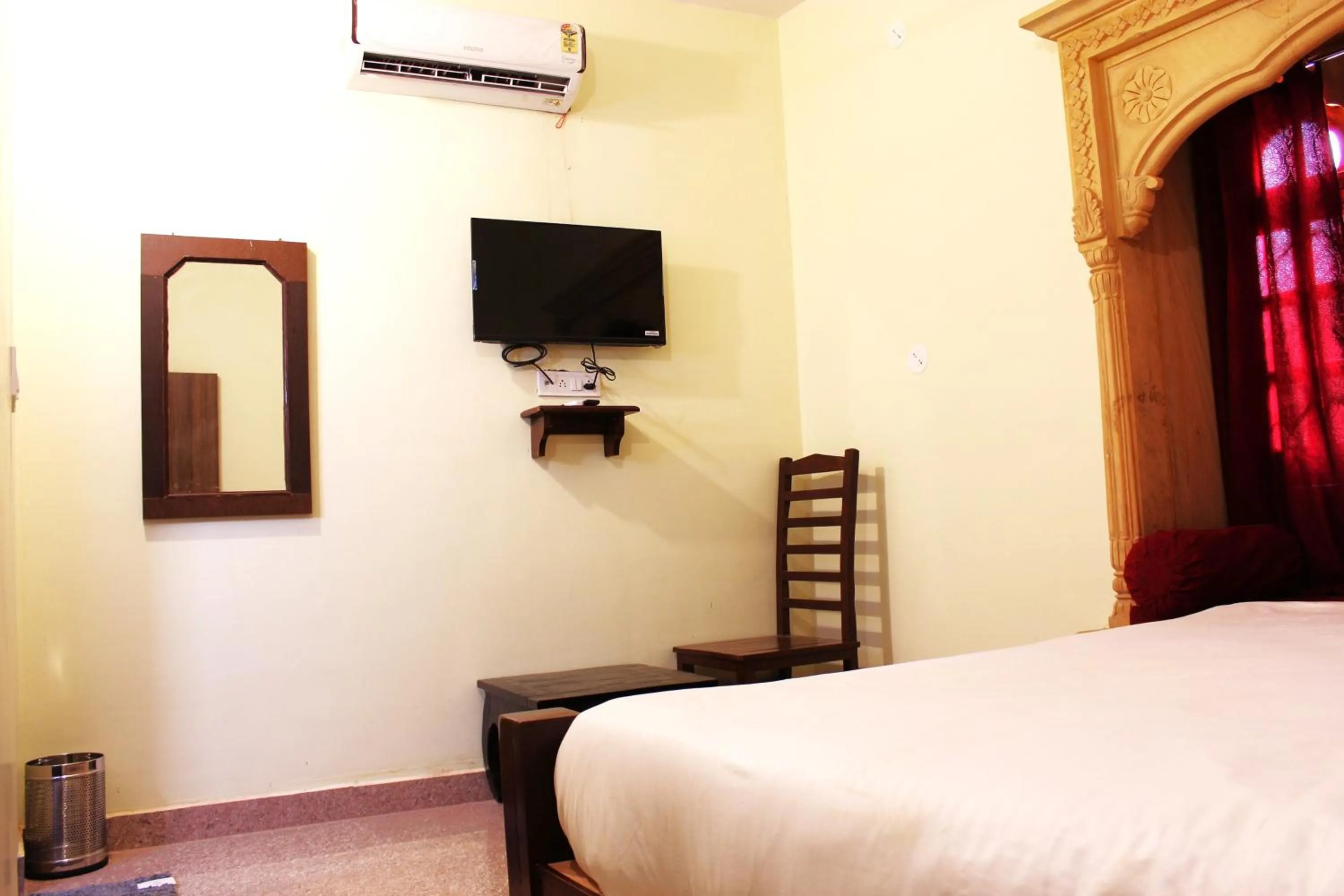 TV and multimedia, Bed in Relax Inn Jaisalmer