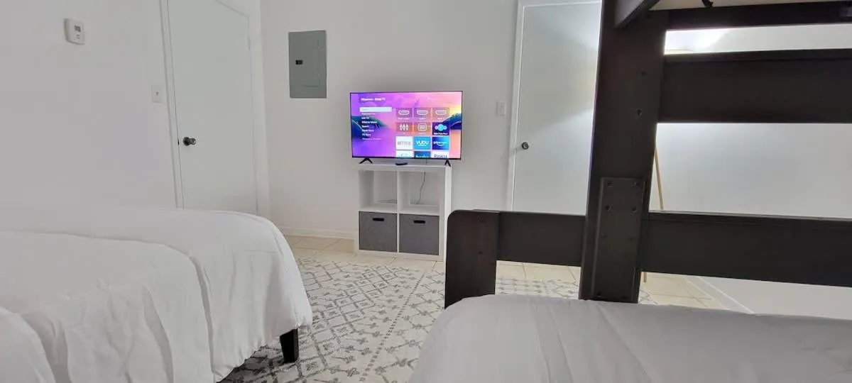 Bed in Tiki Condo 261