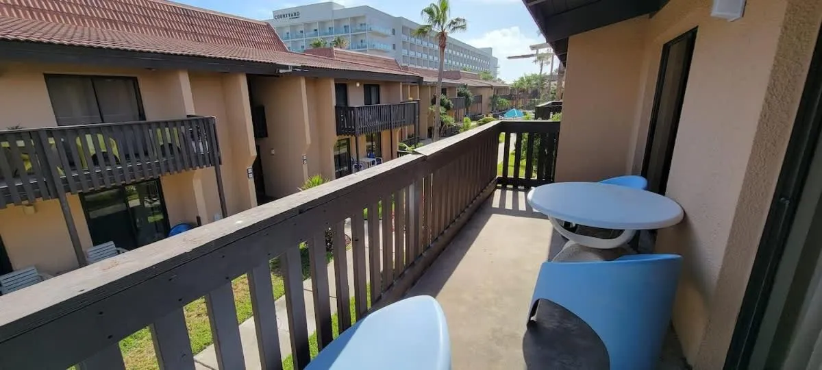 Balcony/Terrace in Tiki Condo 261