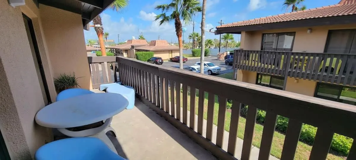 Balcony/Terrace in Tiki Condo 261