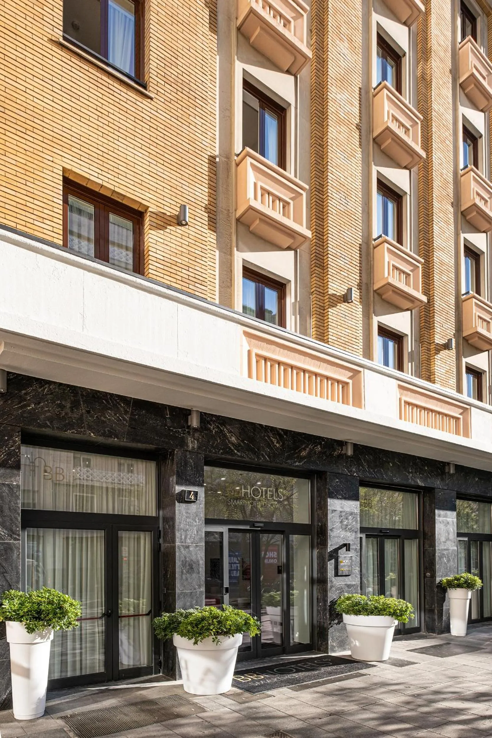 Property building in BB Hotels Smarthotel Duomo