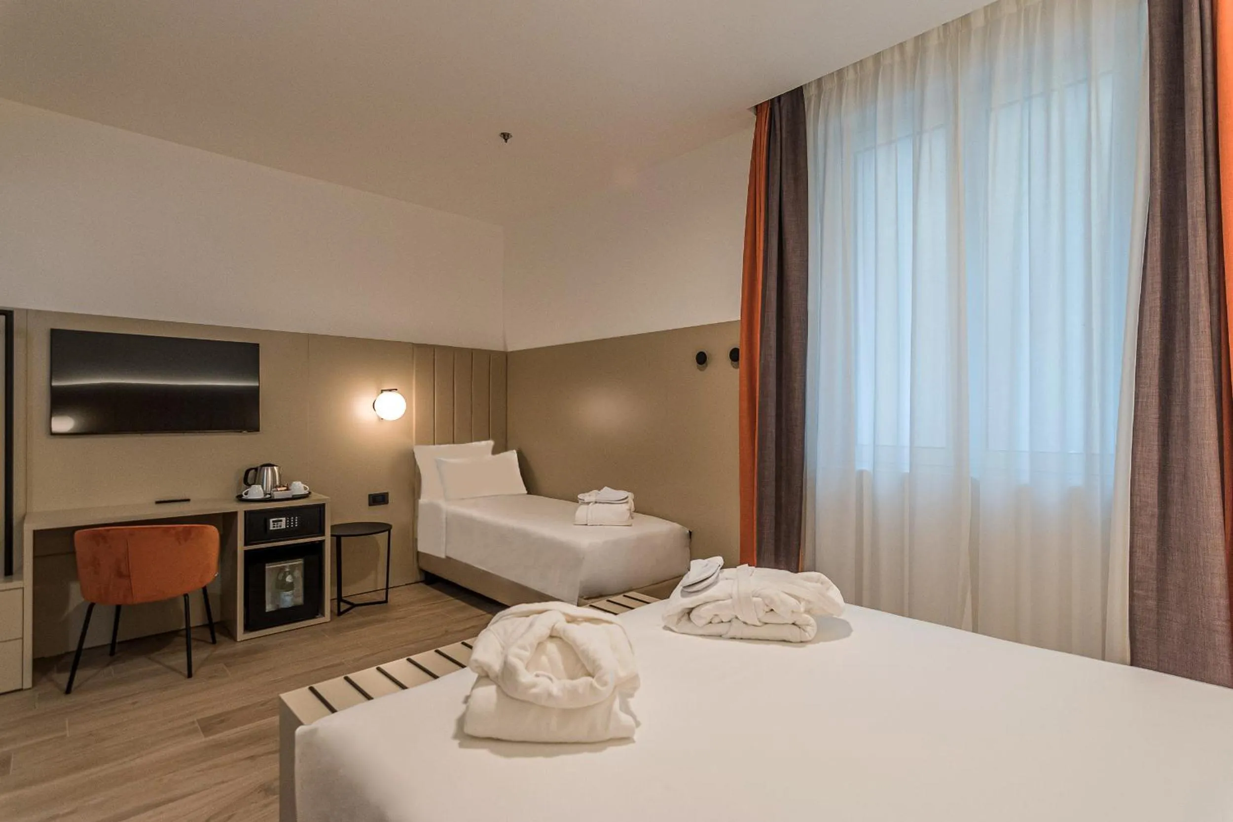 Bed in BB Hotels Smarthotel Duomo