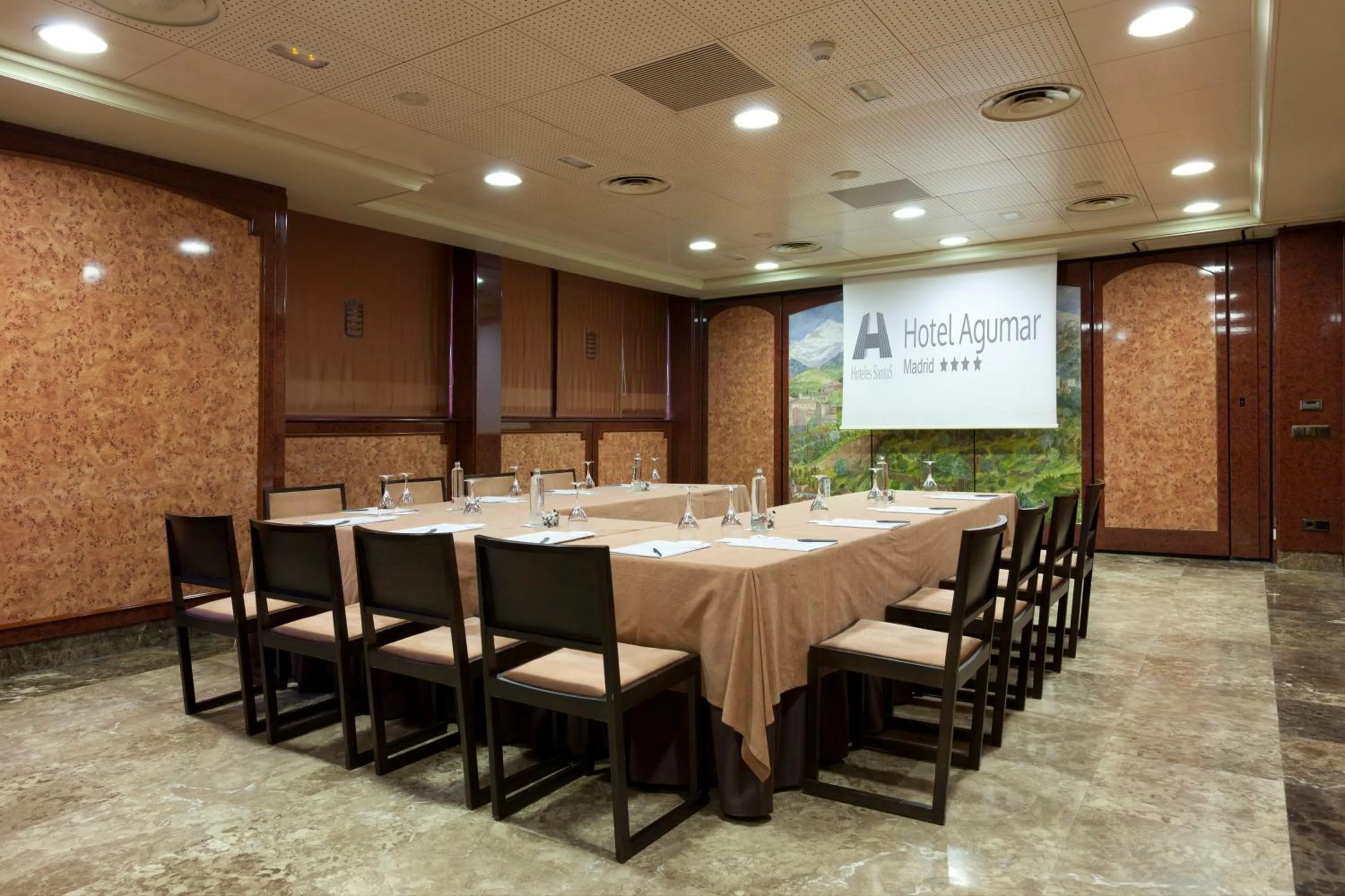 Meeting/conference room in Agumar