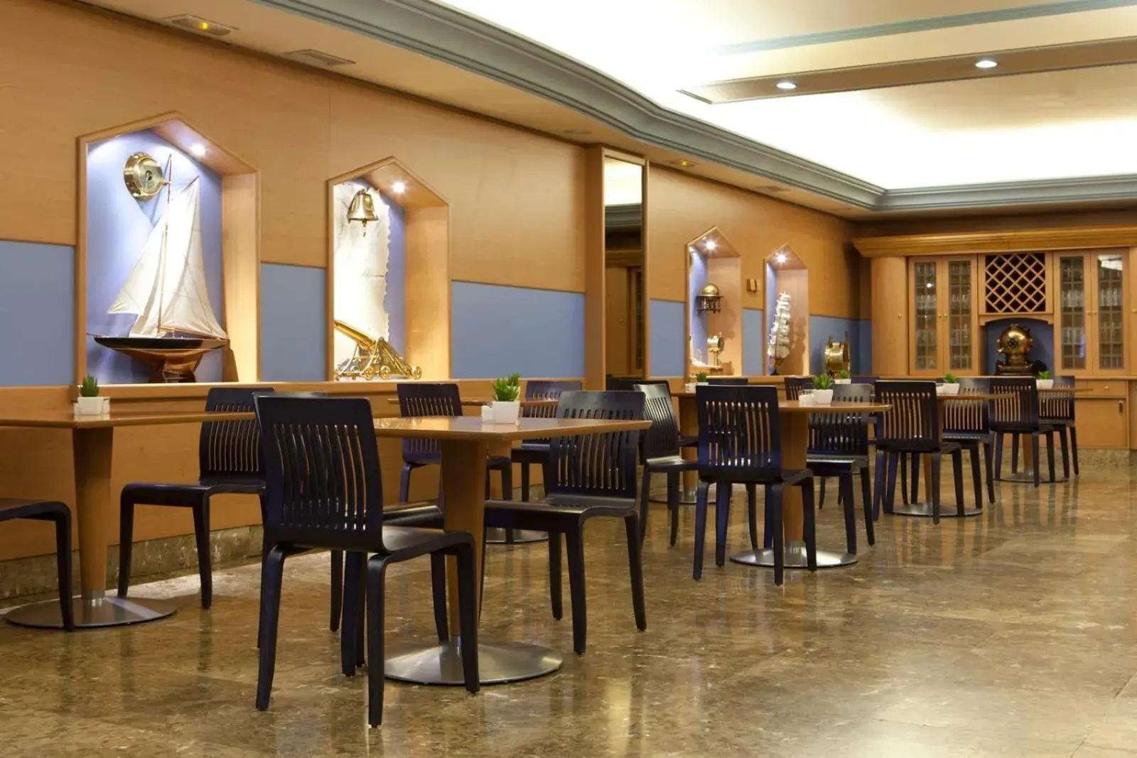 Lounge or bar in Agumar Lounge or bar in Agumar