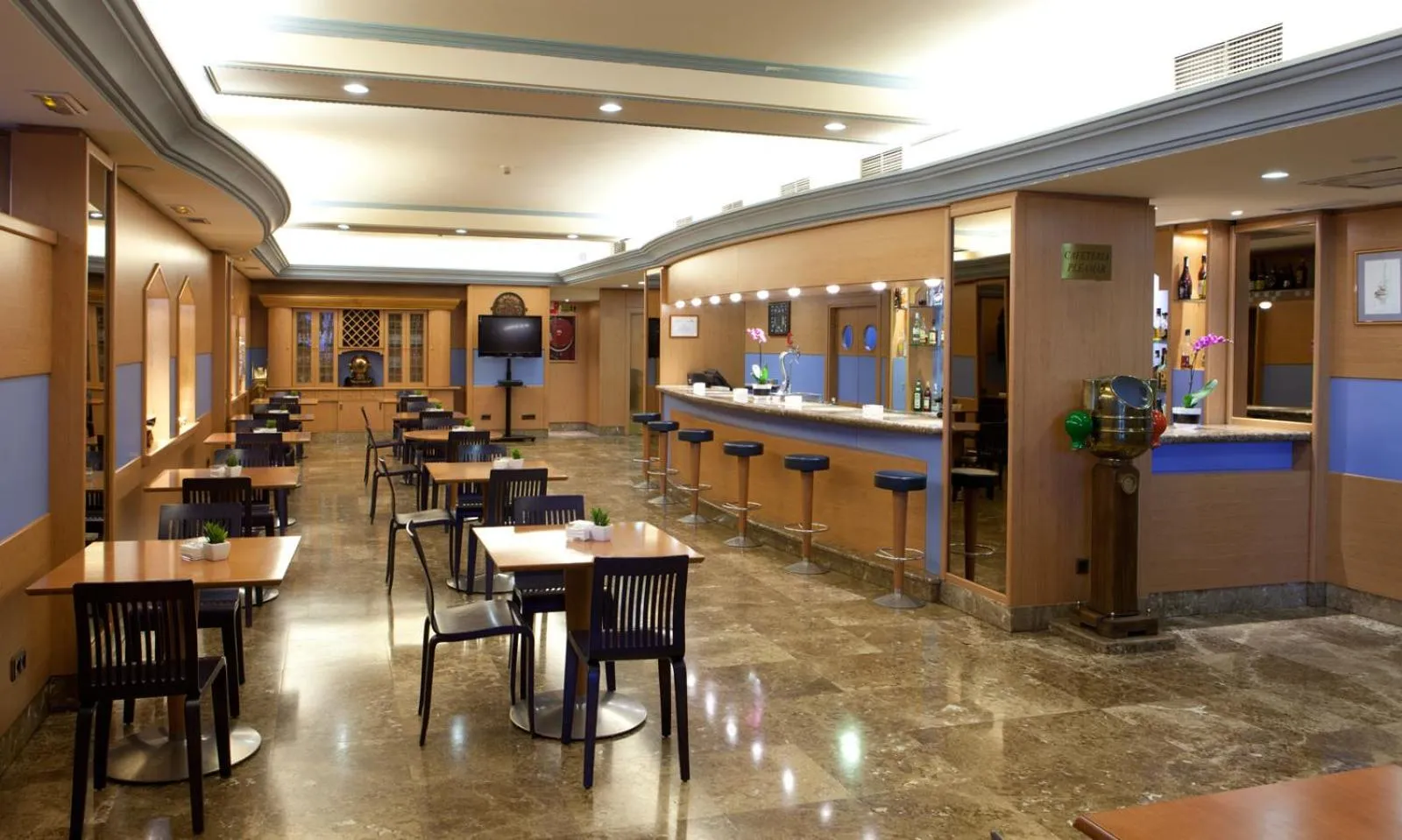 Lounge or bar in Agumar