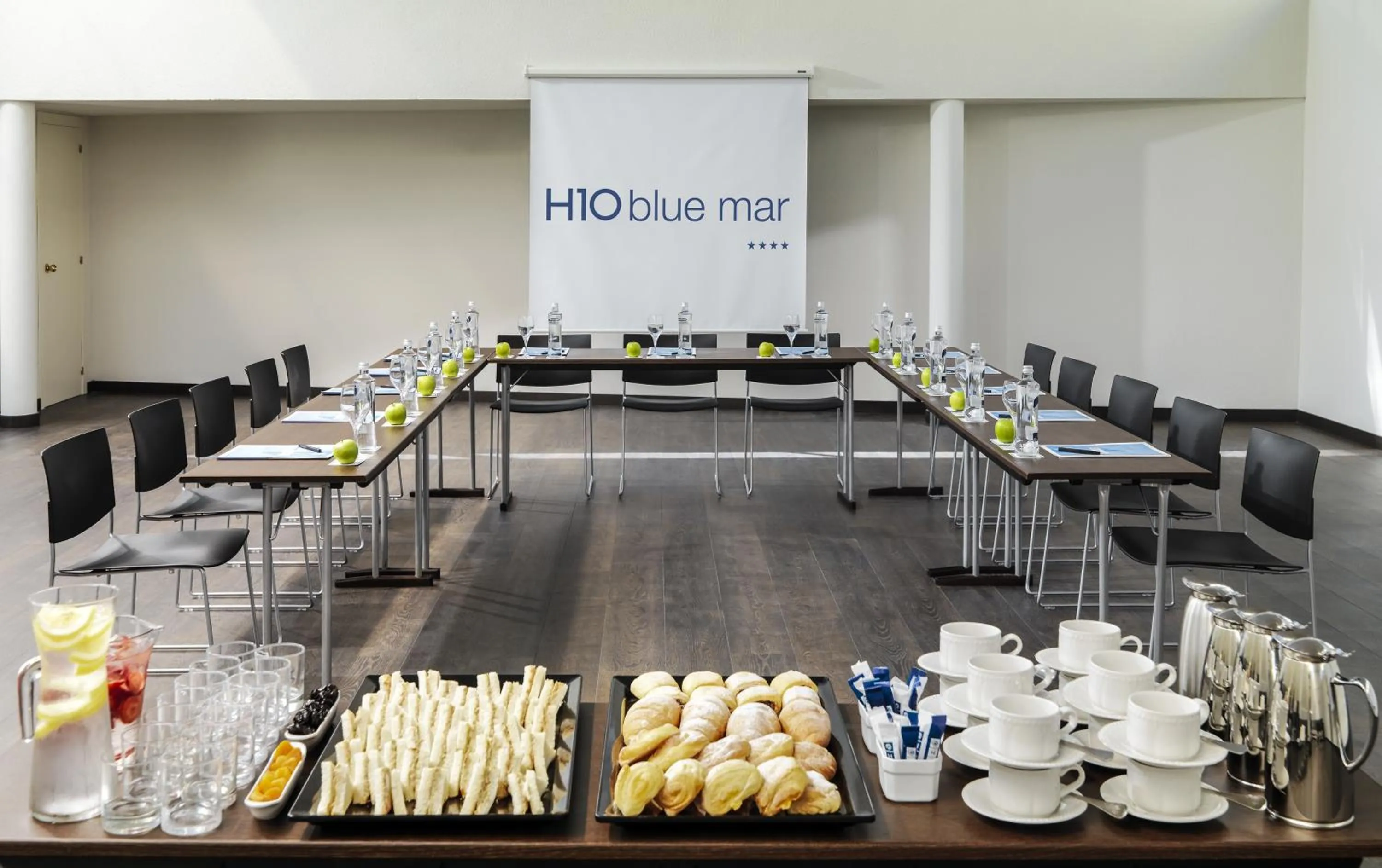 Banquet/Function facilities in Boutique Hotel H10 Blue Mar - Adults Only