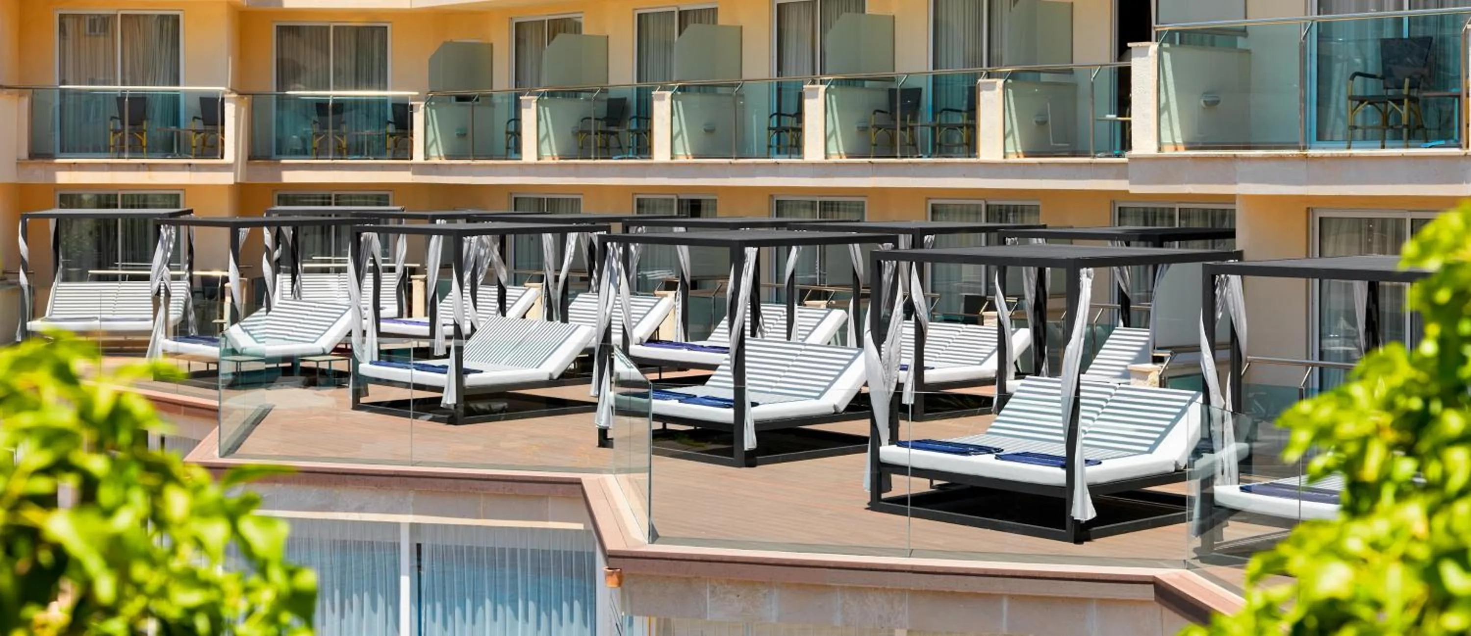 Balcony/Terrace in Boutique Hotel H10 Blue Mar - Adults Only