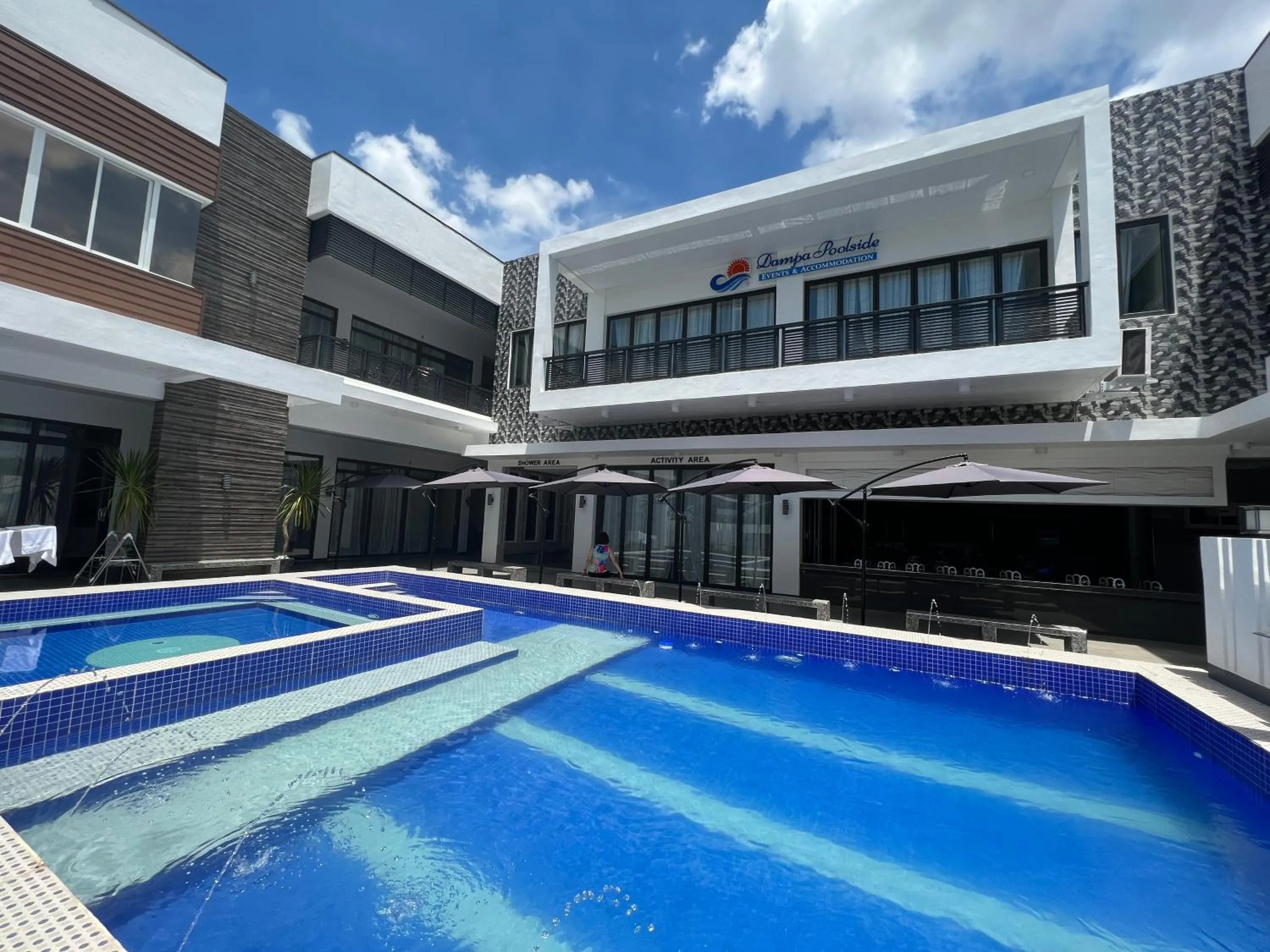 Property building in Dampa Poolside Events & Accommodation