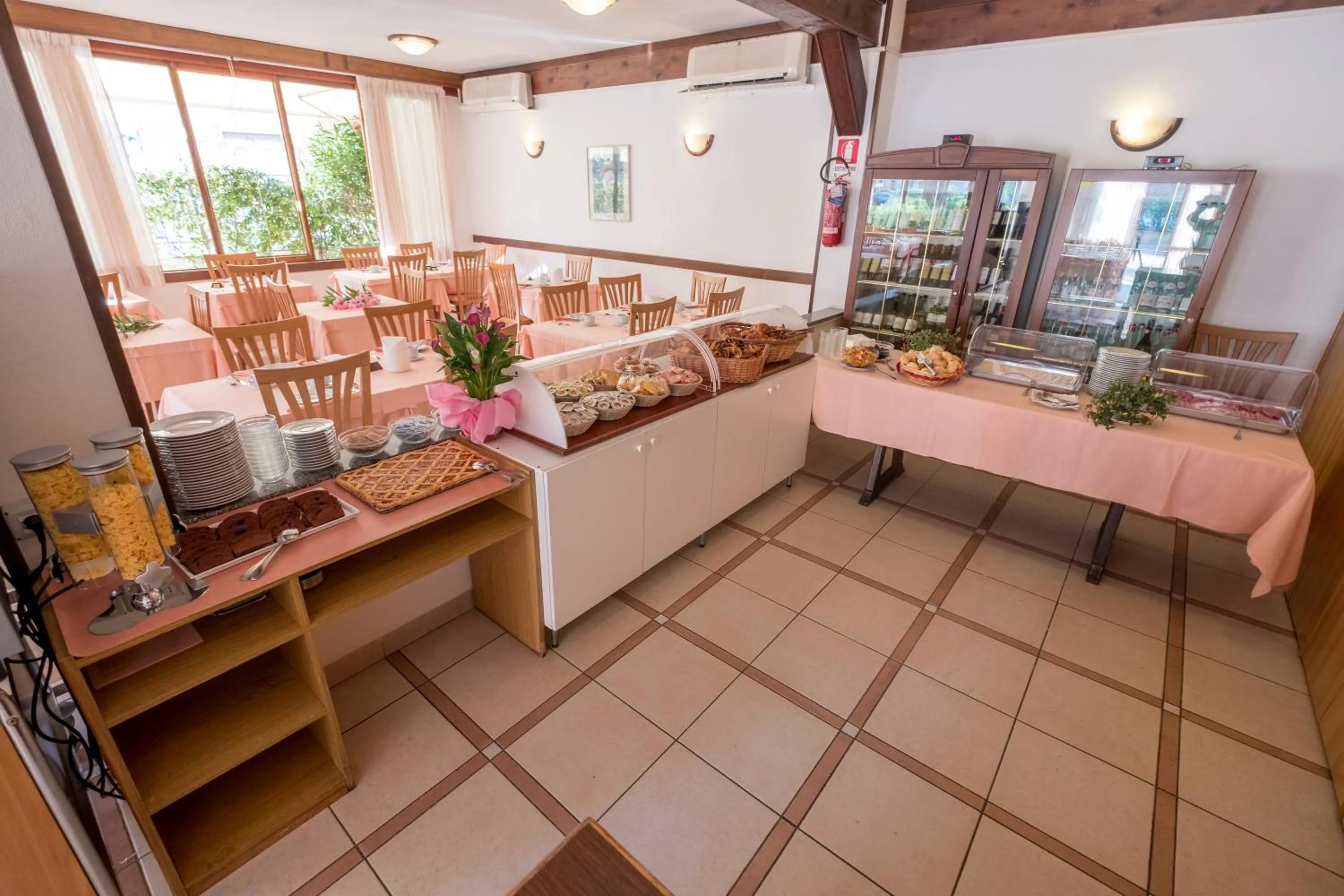 Breakfast in Hotel Lilly