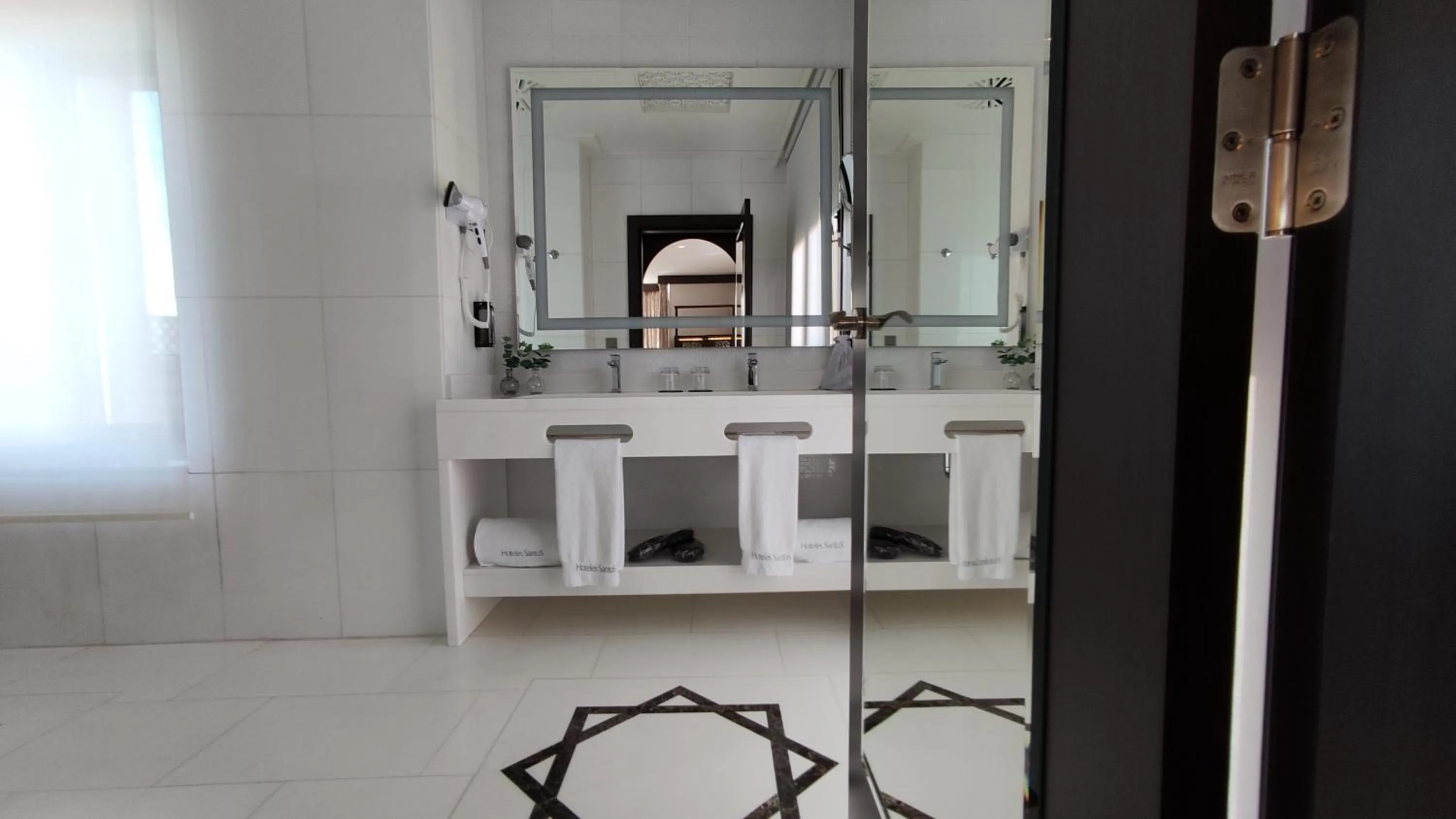 Bathroom in Hotel Saray