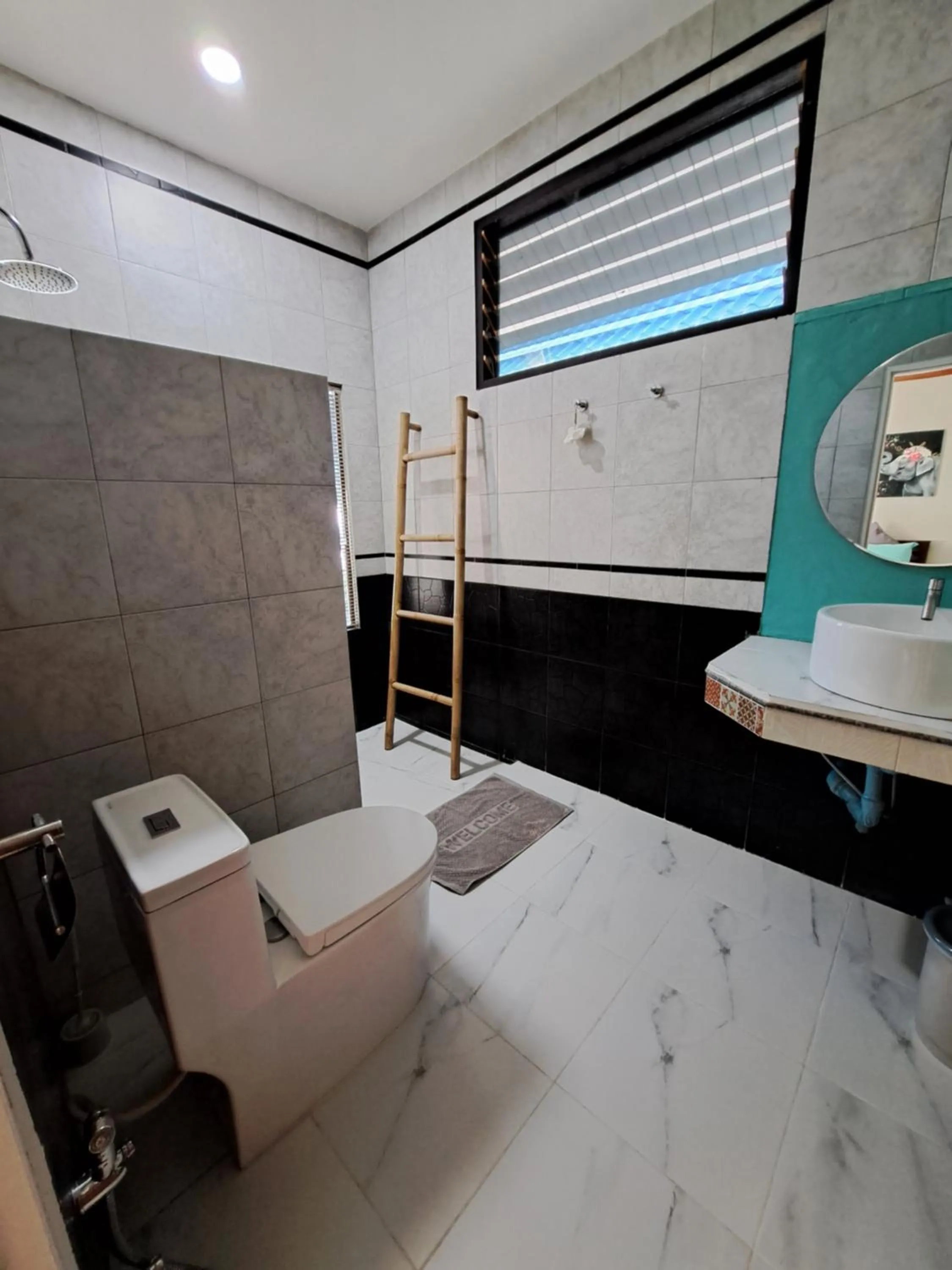 Shower in Sense Asia