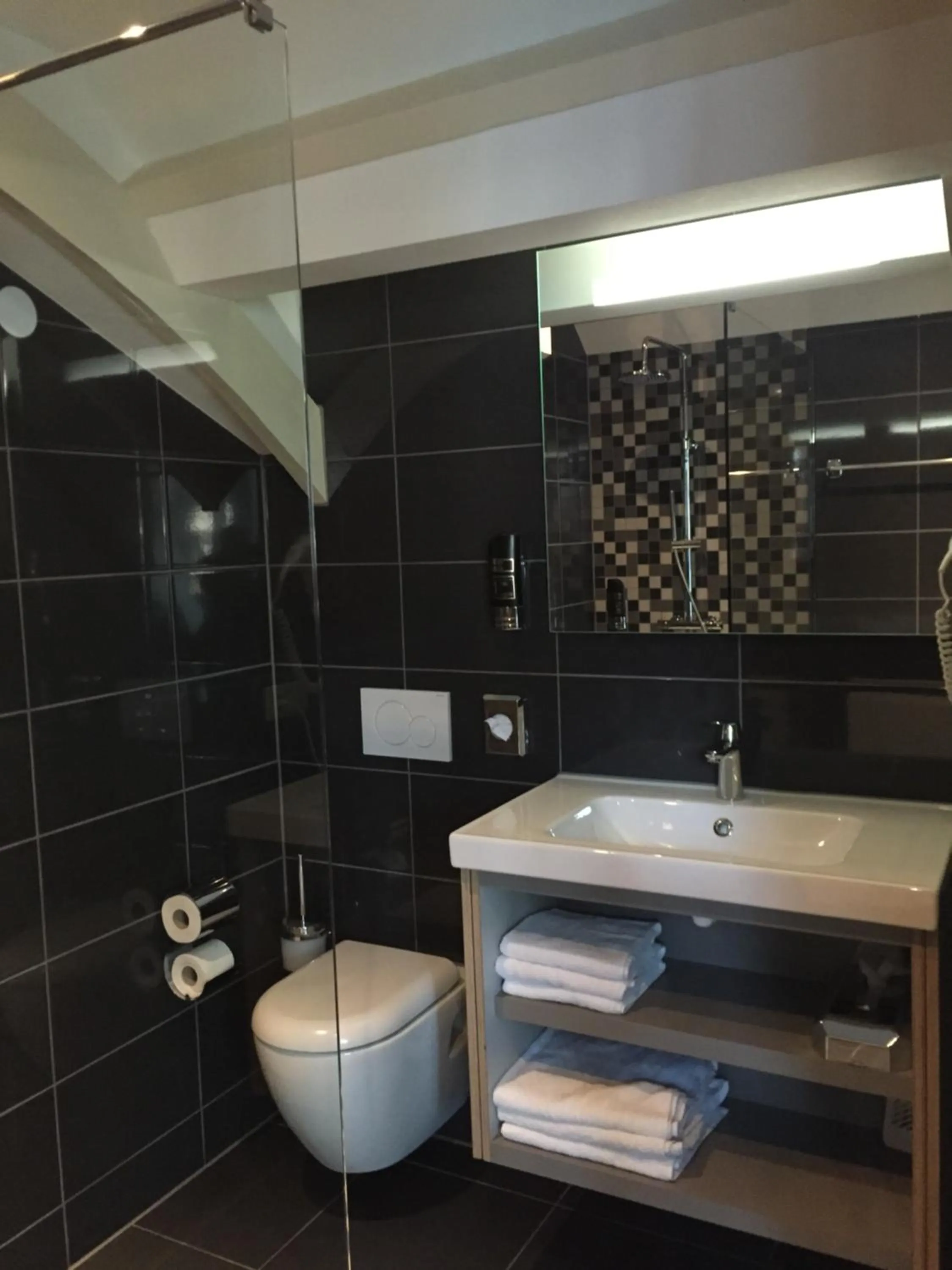 Bathroom in Golden Mansion Aparthotel