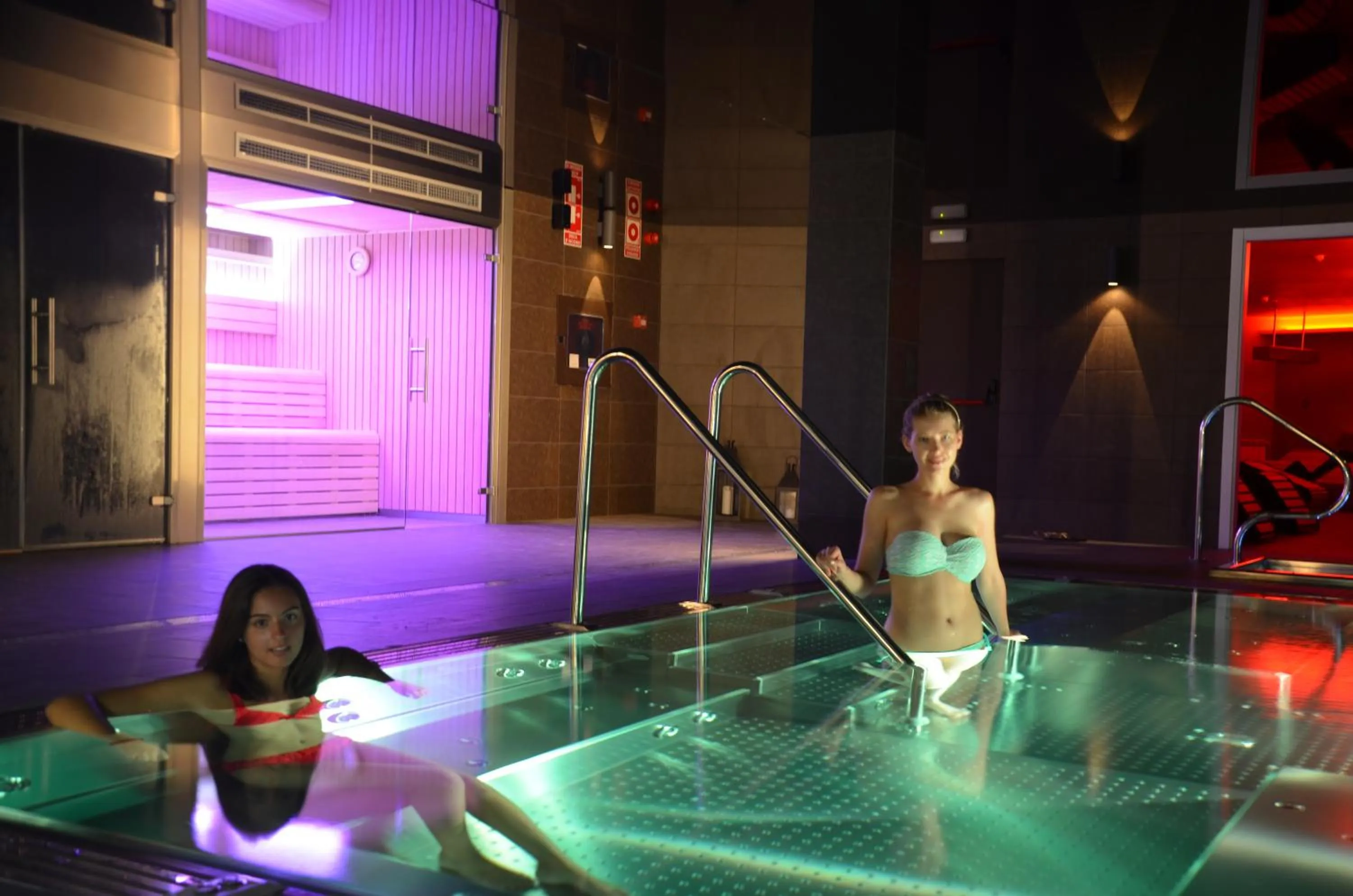 Hot Tub in Hotel Spa Acevi Val d’Aran