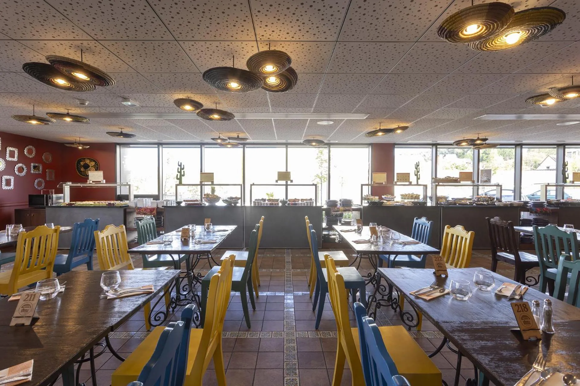 Restaurant/places to eat in Les Rivages de Beauval