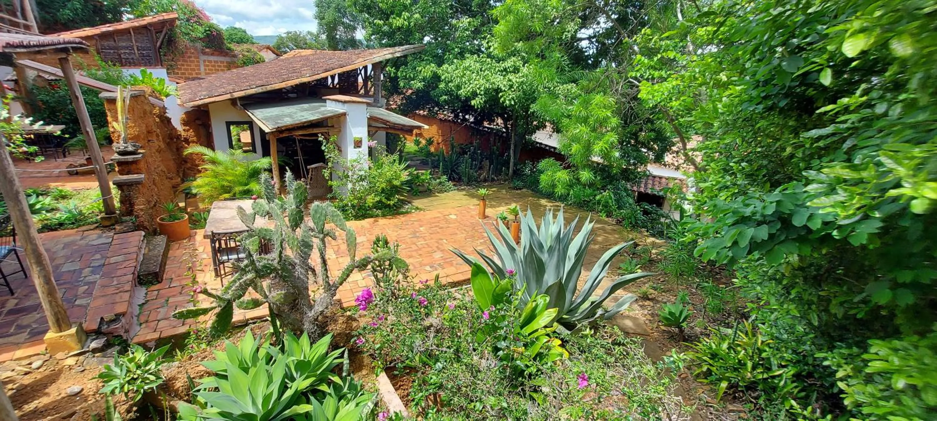 Property building in Hotel Spa El Cogollo By MH