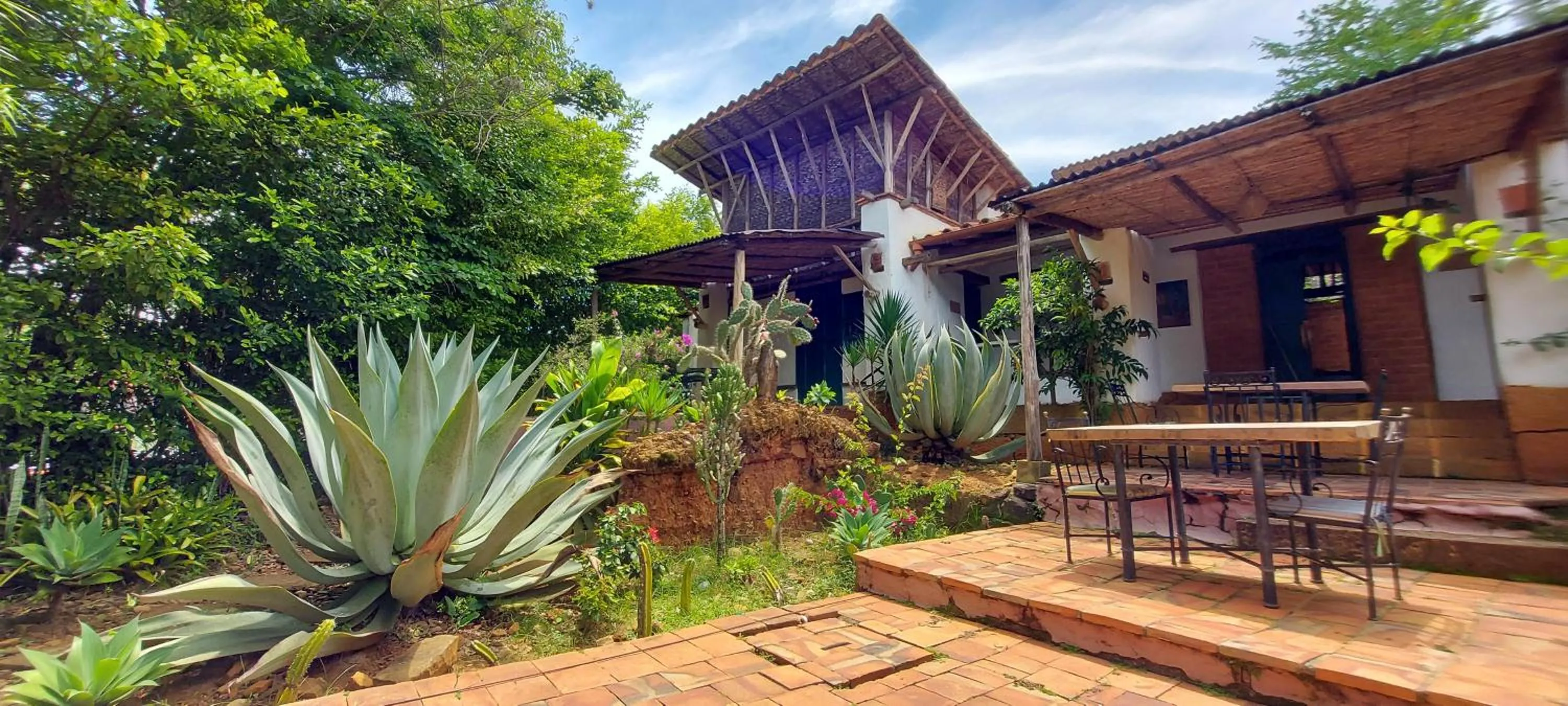 Property building in Hotel Spa El Cogollo By MH