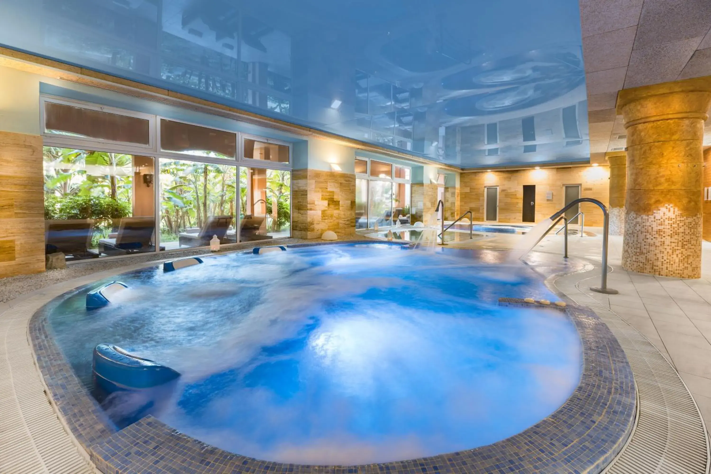 Spa and wellness centre/facilities in Elba Estepona Gran Hotel & Thalasso Spa Spa and wellness centre/facilities in Elba Estepona Gran Hotel & Thalasso Spa