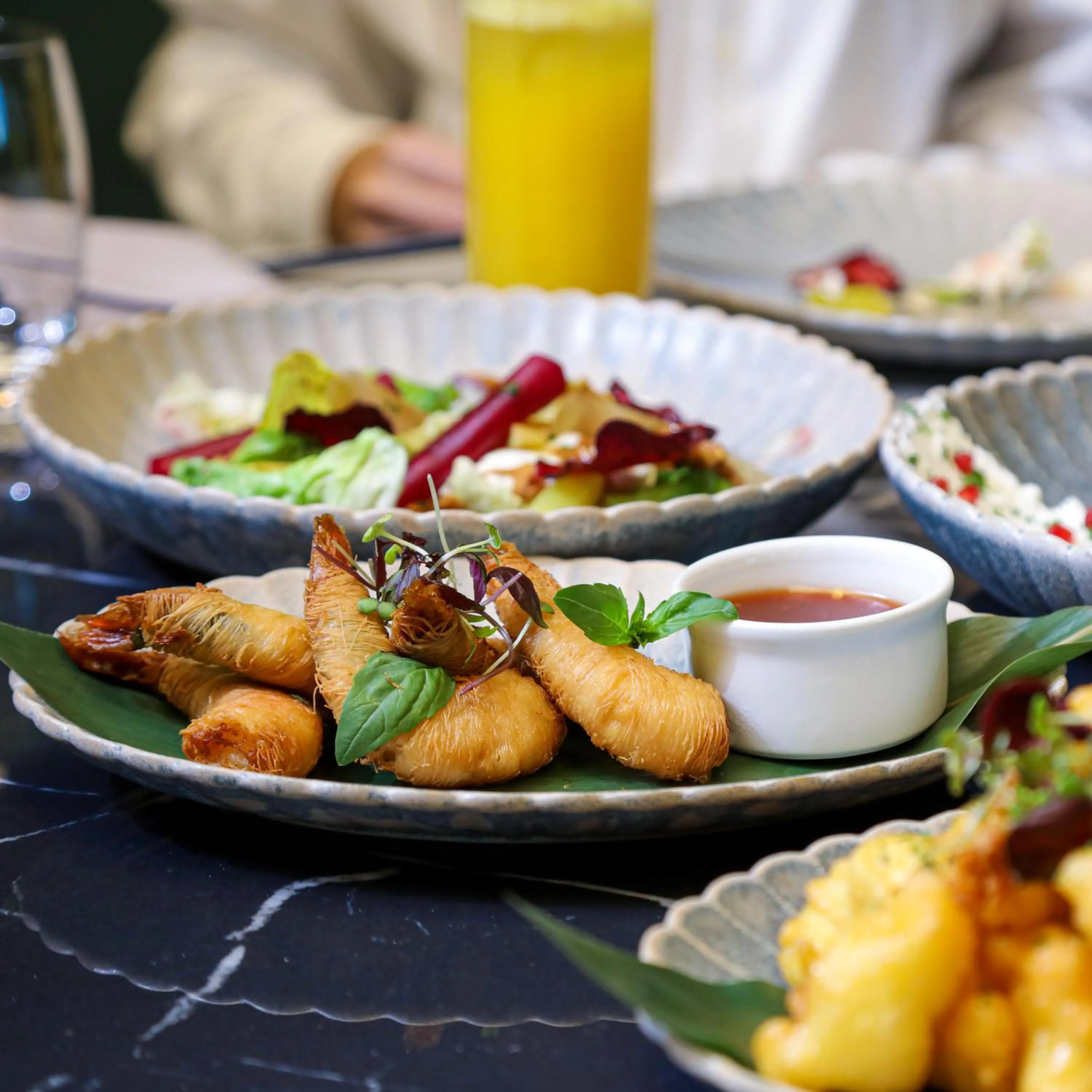 Restaurant/places to eat in Maysan Doha, LXR Hotels & Resorts