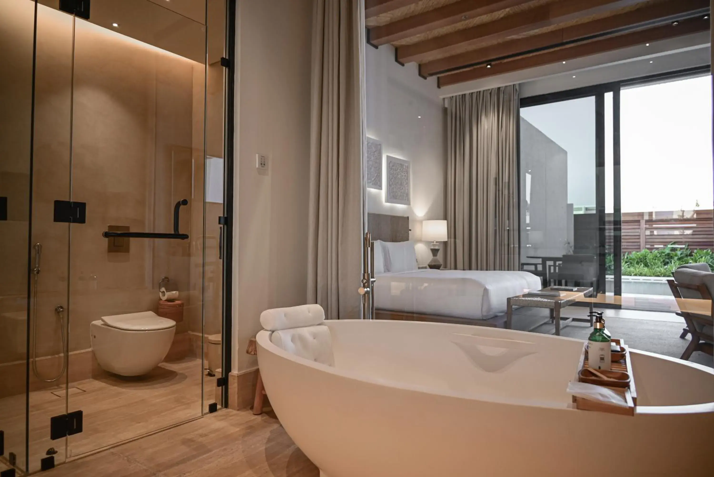 Property building, Bed in Maysan Doha, LXR Hotels & Resorts Property building, Bed in Maysan Doha, LXR Hotels & Resorts