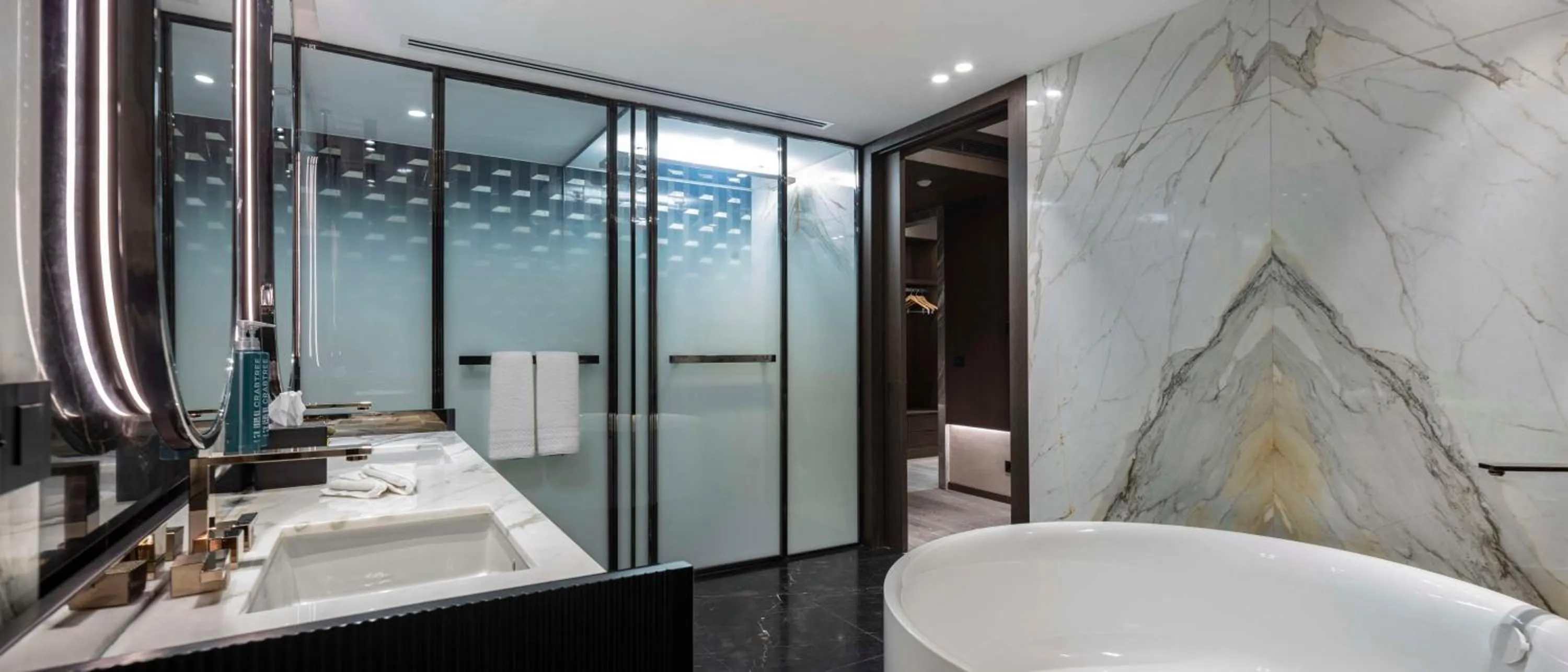 Bathroom in DoubleTree by Hilton Sanliurfa