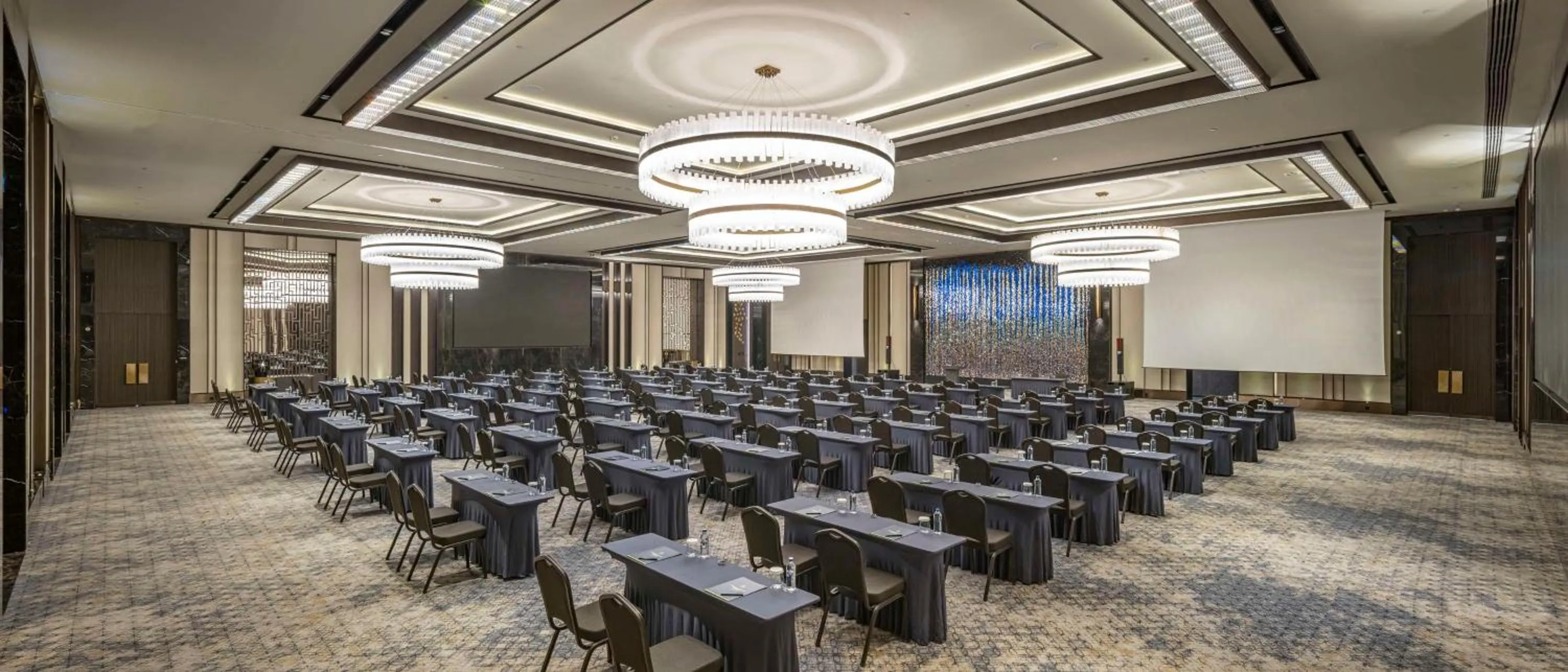 Meeting/conference room in DoubleTree by Hilton Sanliurfa