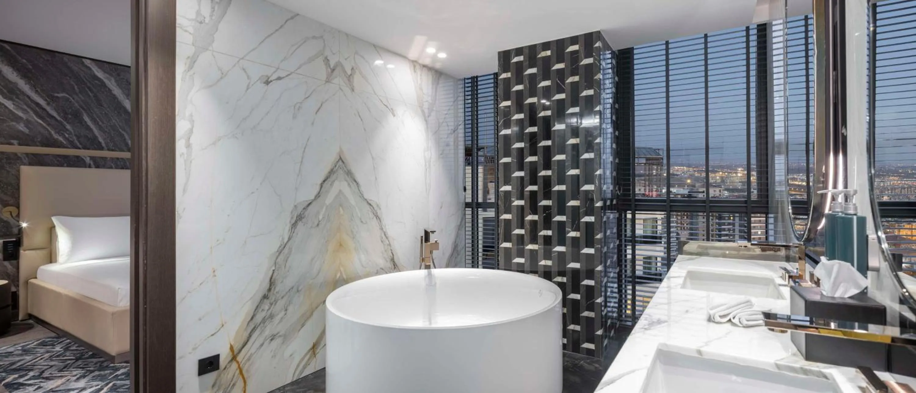 Bathroom, Bed in DoubleTree by Hilton Sanliurfa