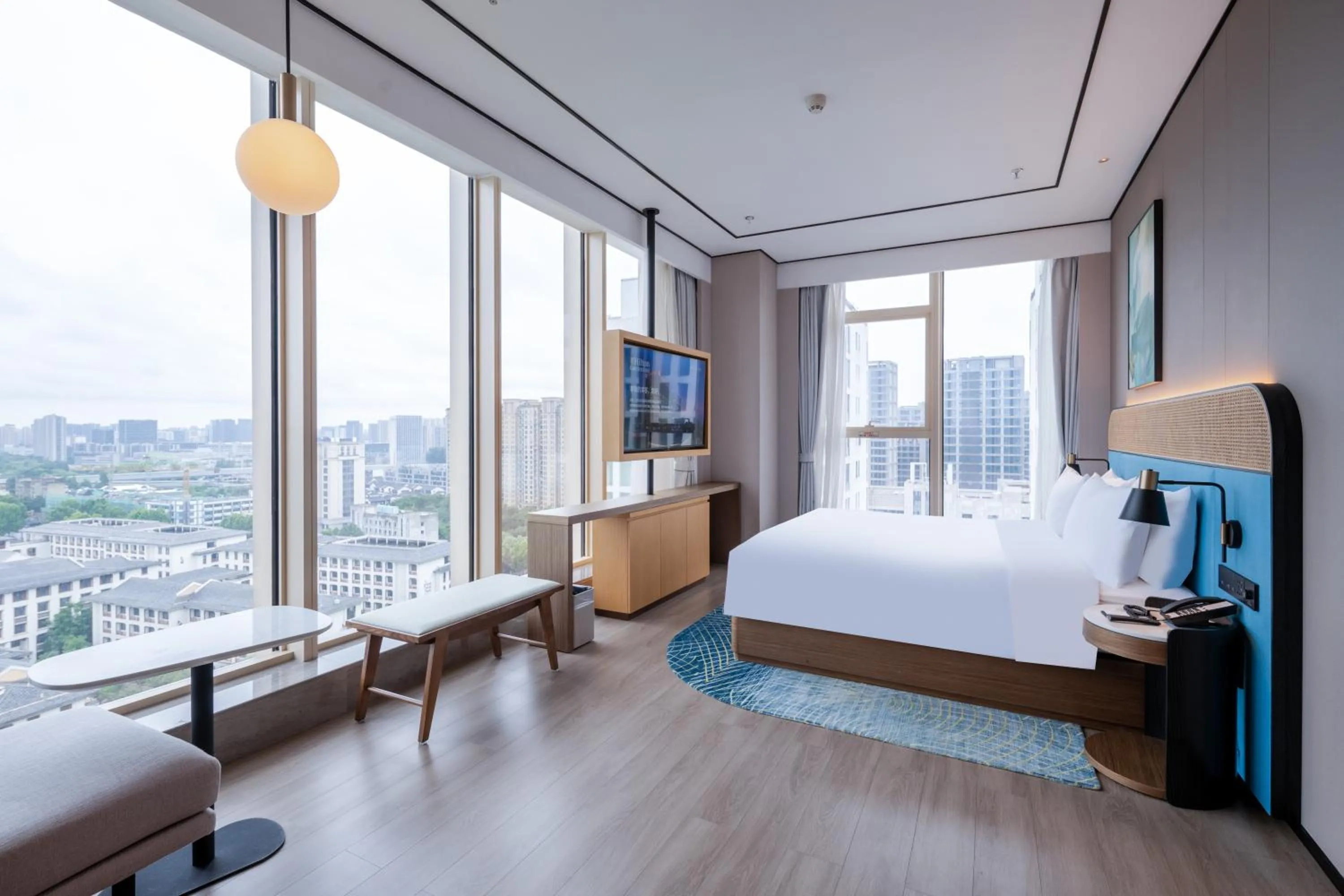 Bed in Hilton Garden Inn Hangzhou Xixi Zijingang