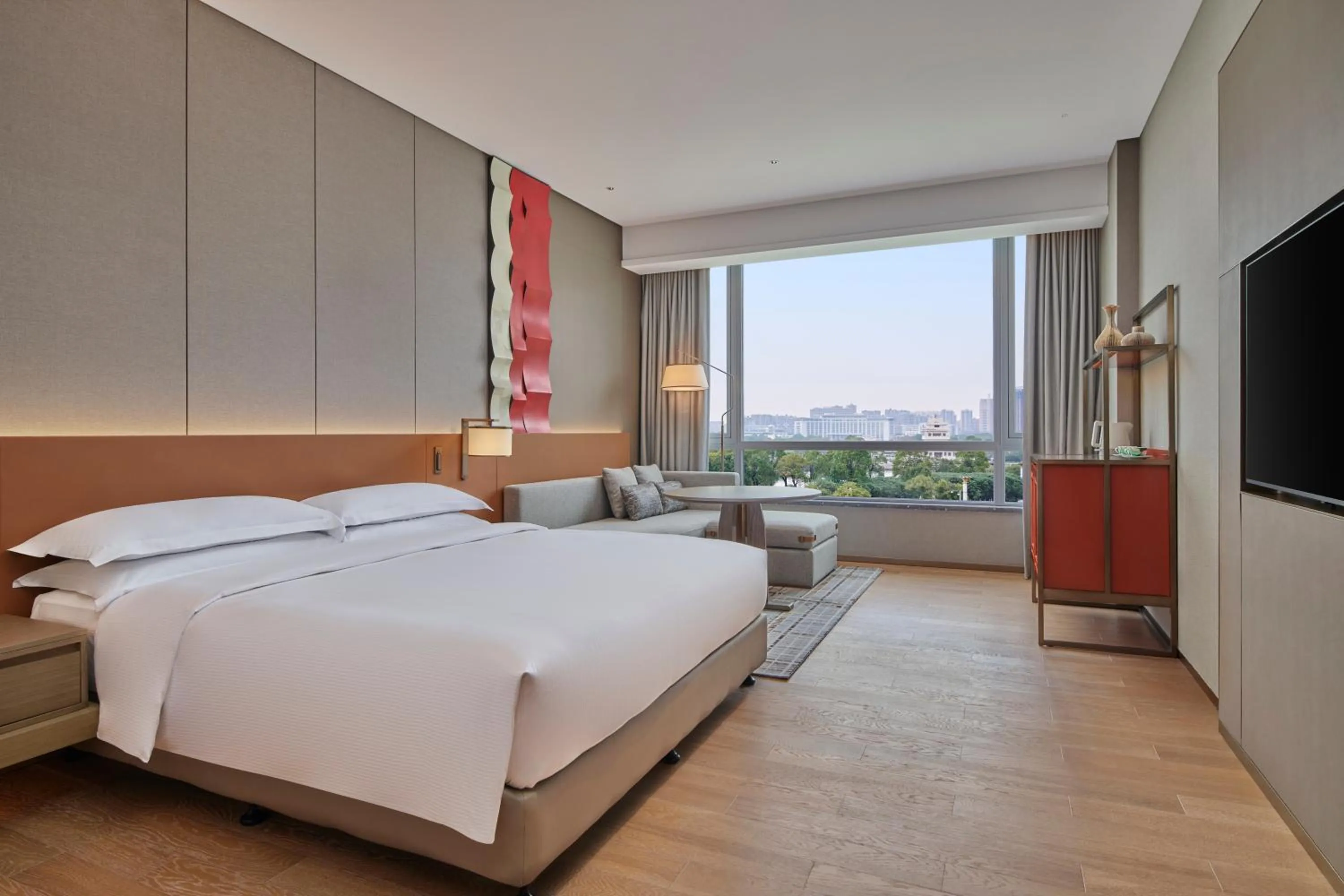 Bed in DoubleTree by Hilton Jiangxi Fuzhou