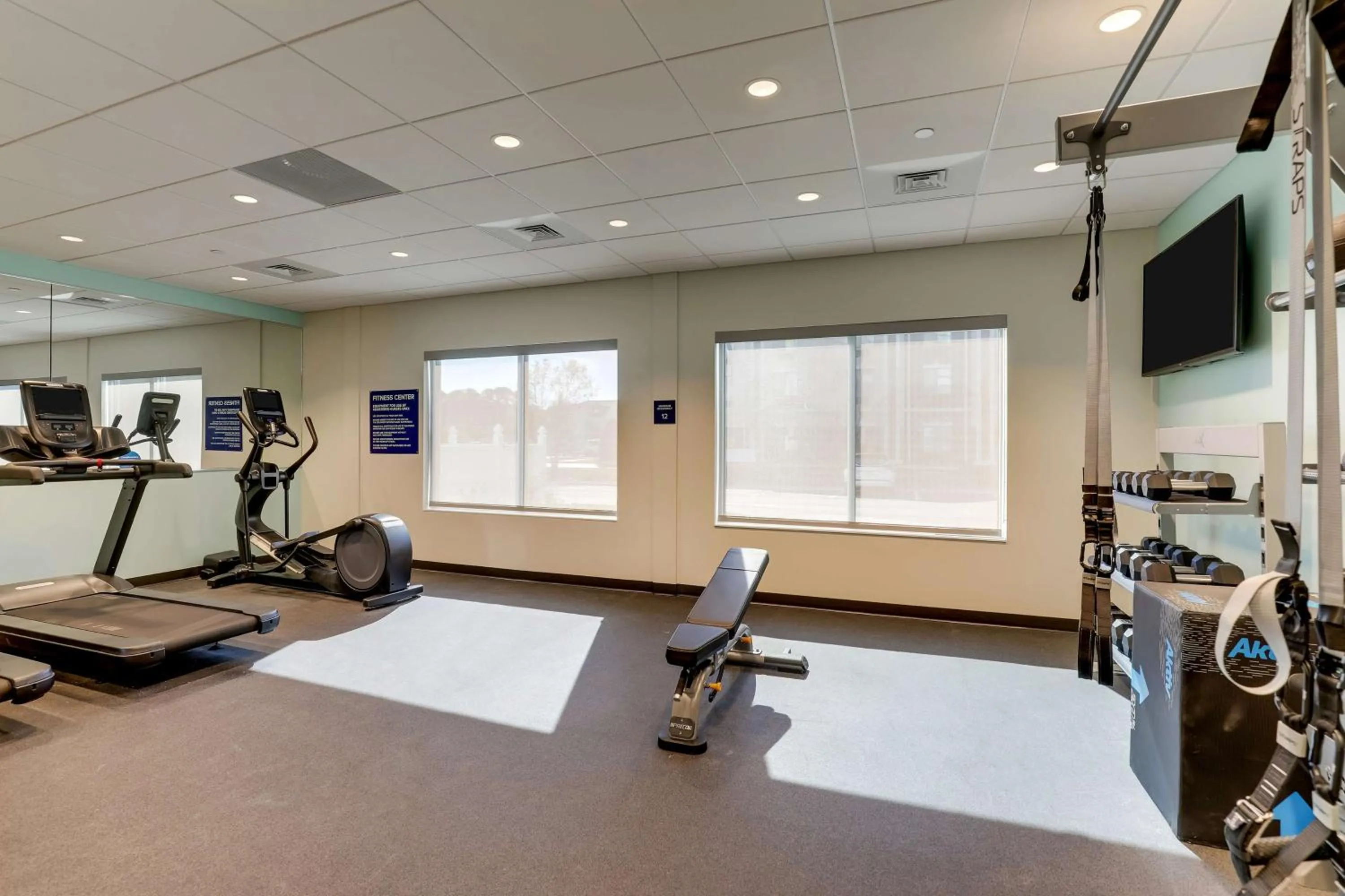Fitness centre/facilities in Tru By Hilton Smithfield I-95