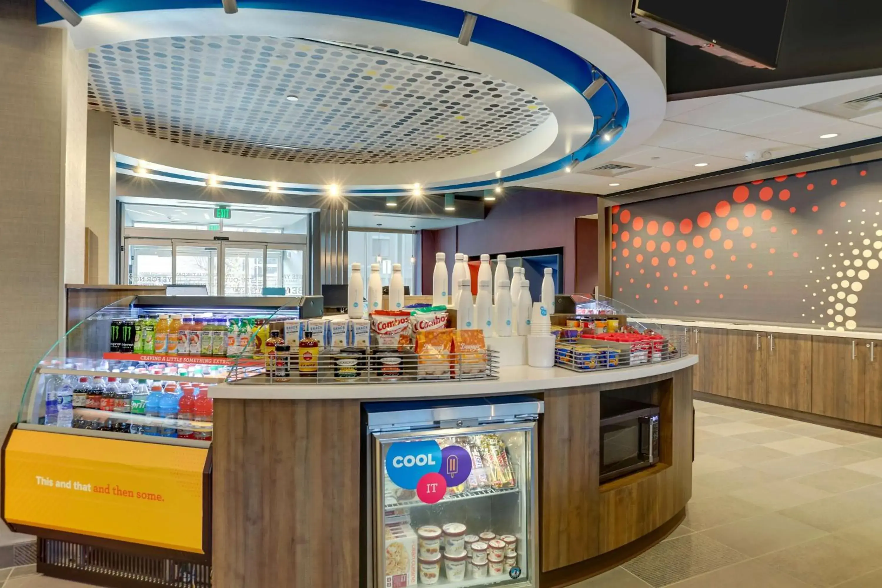 Restaurant/places to eat in Tru By Hilton Smithfield I-95 Restaurant/places to eat in Tru By Hilton Smithfield I-95