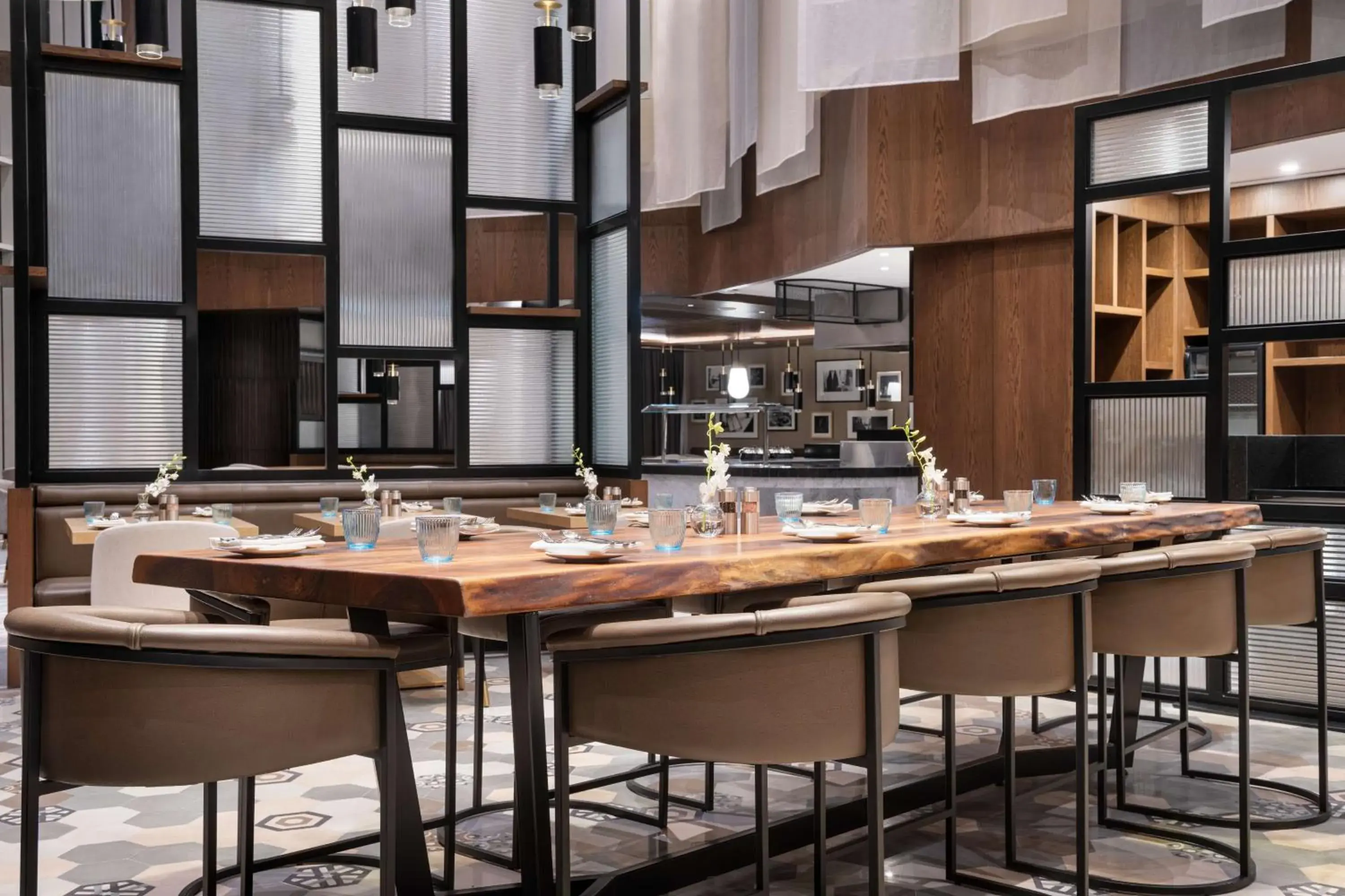 Restaurant/places to eat in Hilton Riyadh Olaya Restaurant/places to eat in Hilton Riyadh Olaya